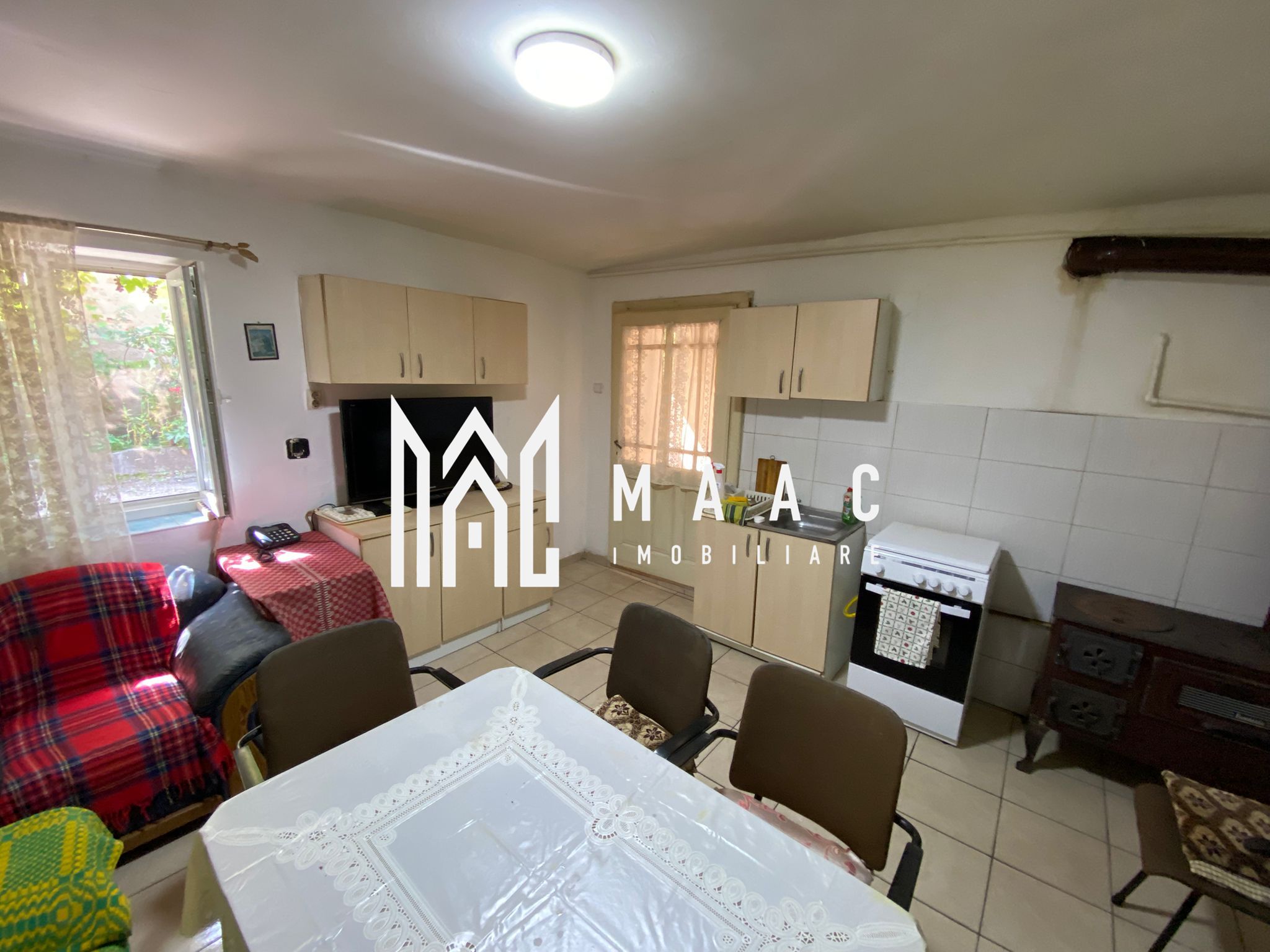 Casă 5 camere | 1.087 mp teren | Acces auto | Cincu – Brașov