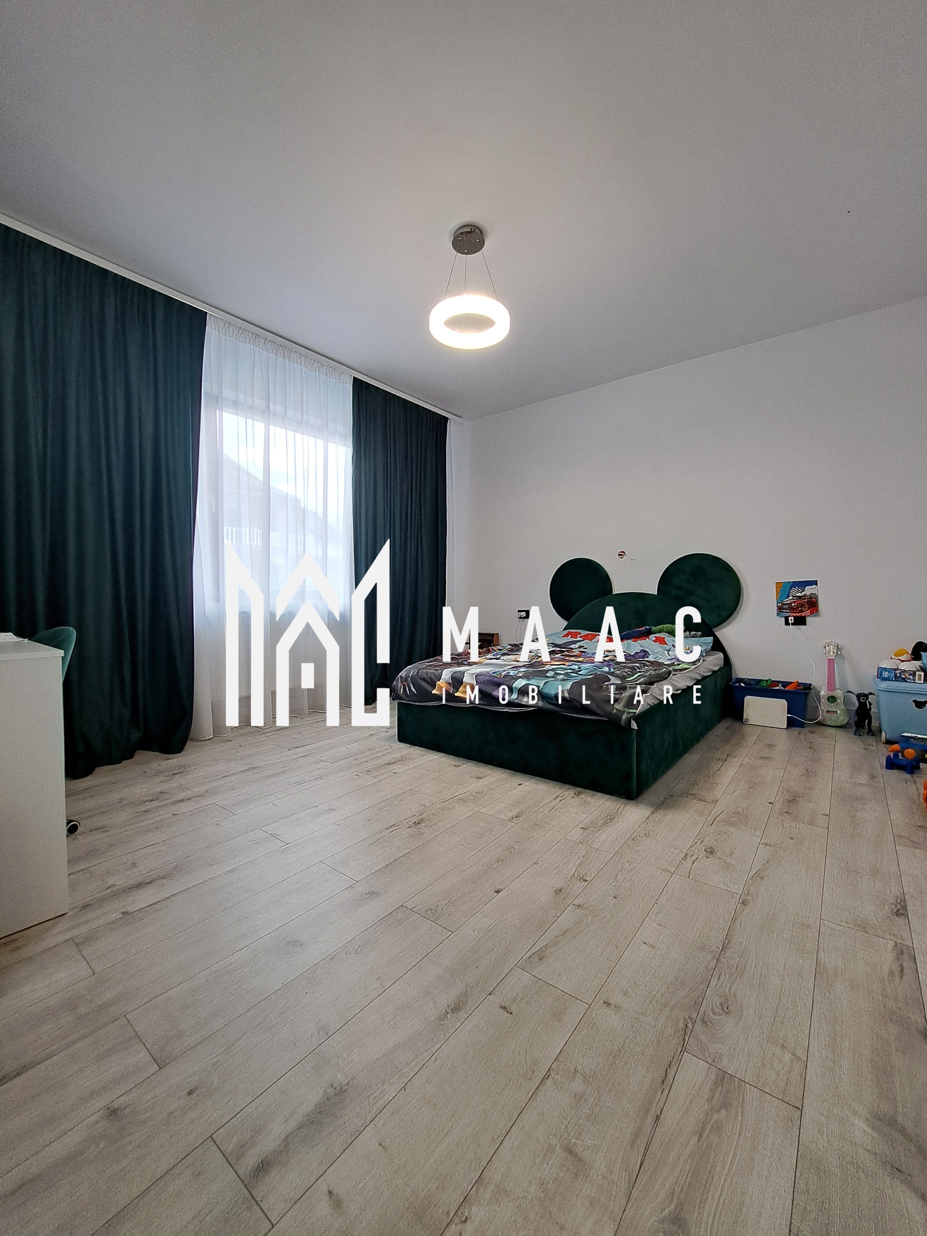 Casa deosebita P+E |mobilata si utilata| teren 1277mp| Vladești — fotografia 6