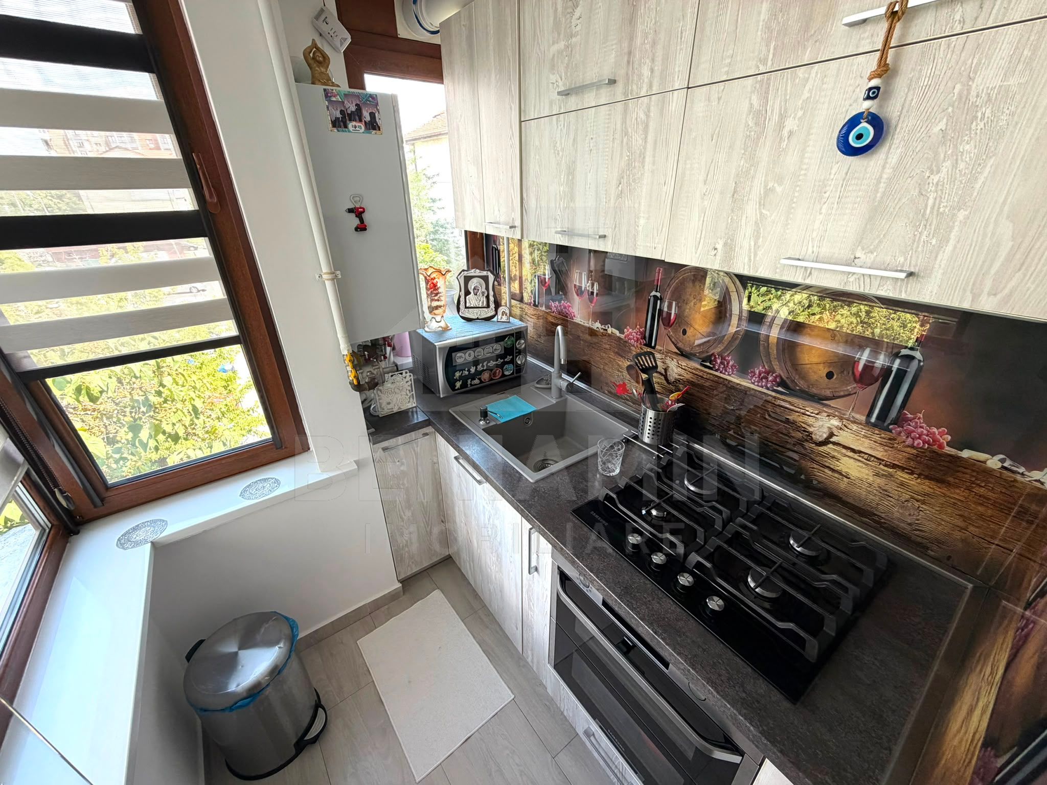 Apartament cu 3 camere si 3 bai in Craiovita Noua - Promenada Mall - — fotografia 5