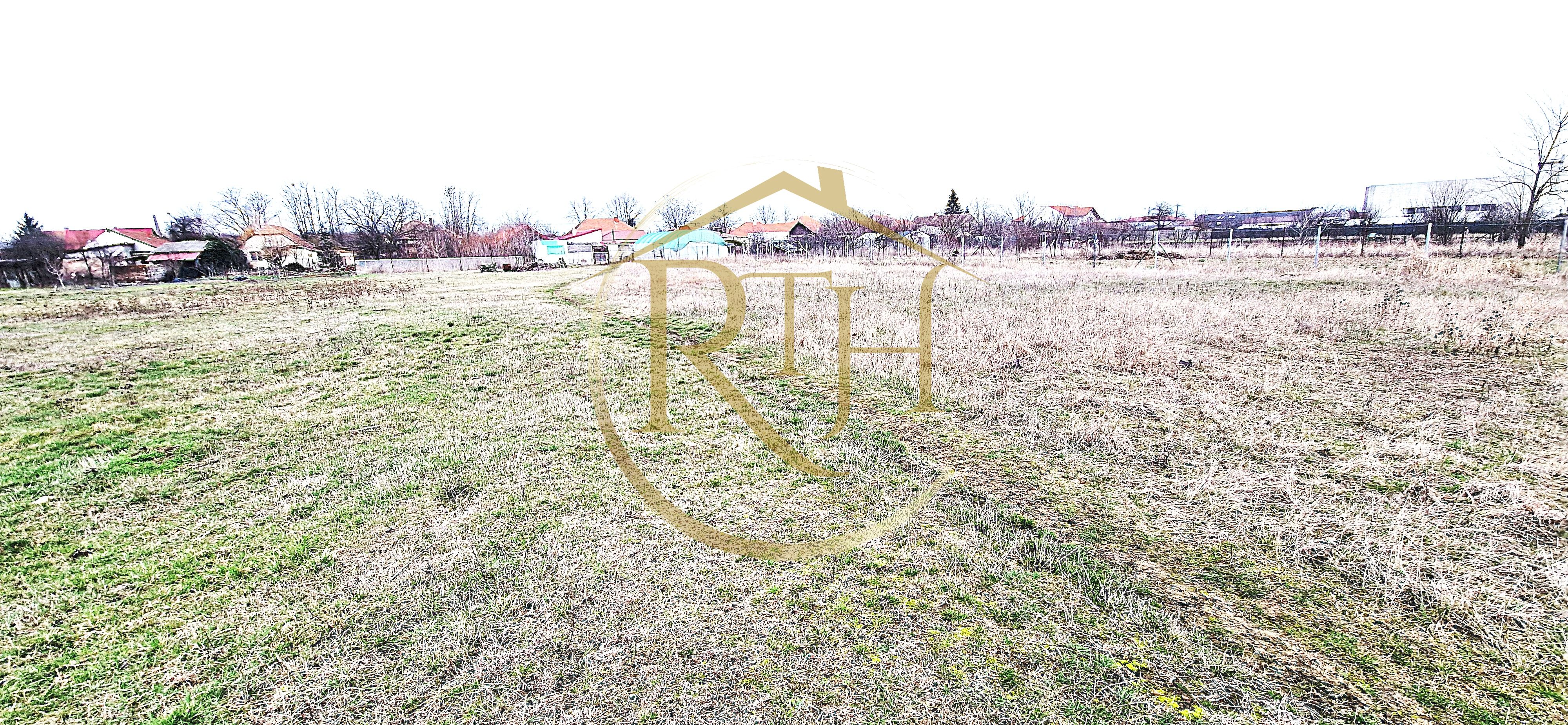 Vand teren intravilan Zona Fraidorf,comison ,,0''