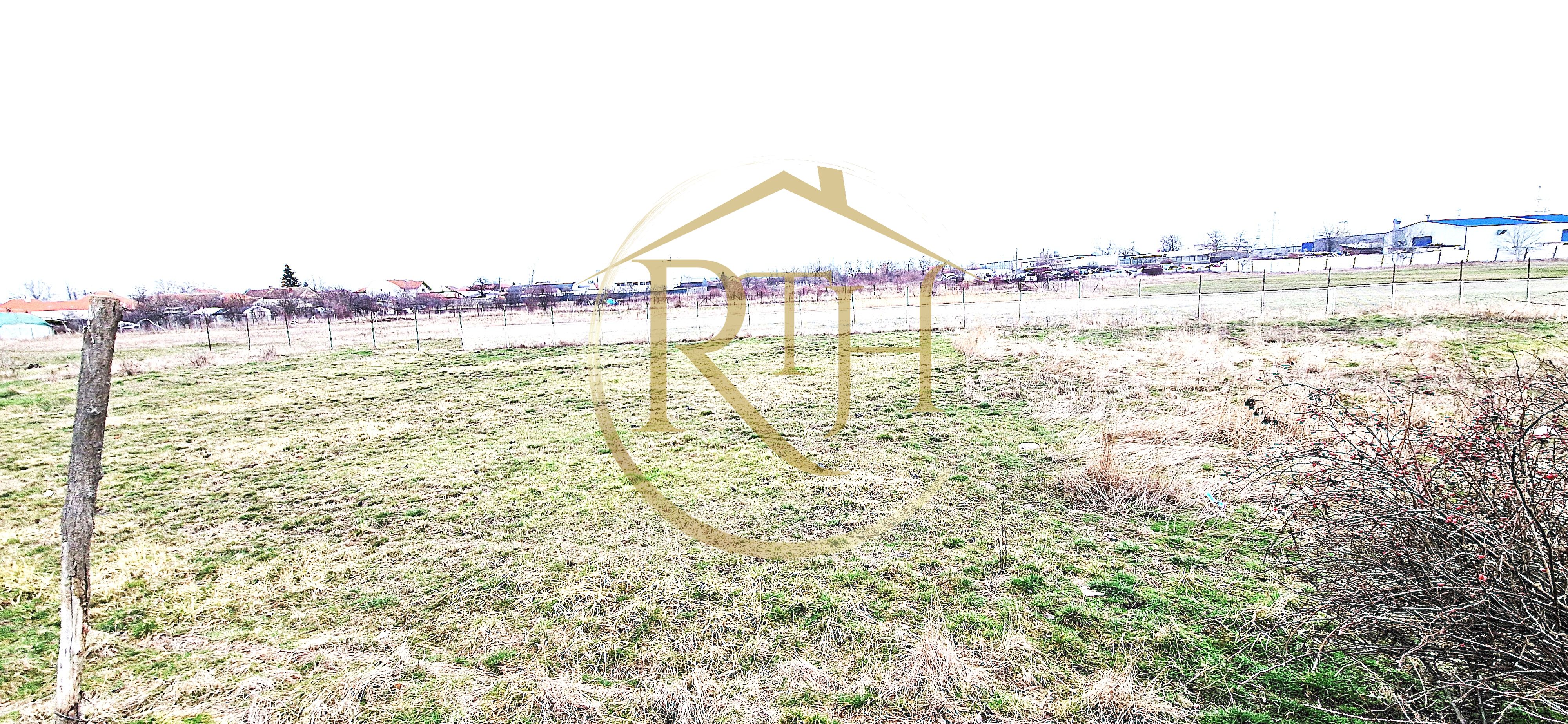 Vand teren intravilan Zona Fraidorf,comison ,,0'' — fotografia 6