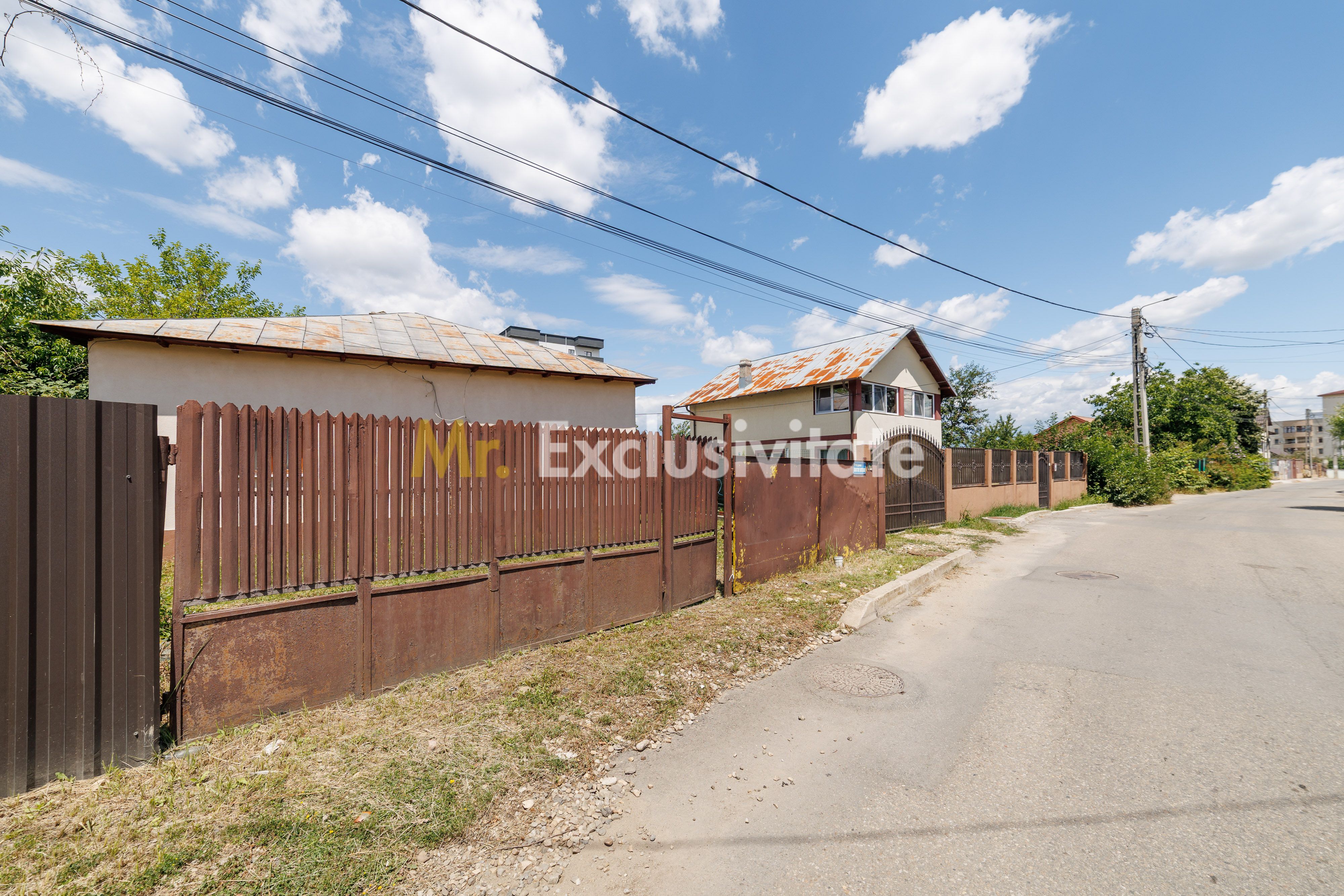 Casa cu teren - Prundu-Ideala pentru locuit sau dezvoltare imobiliara — fotografia 11