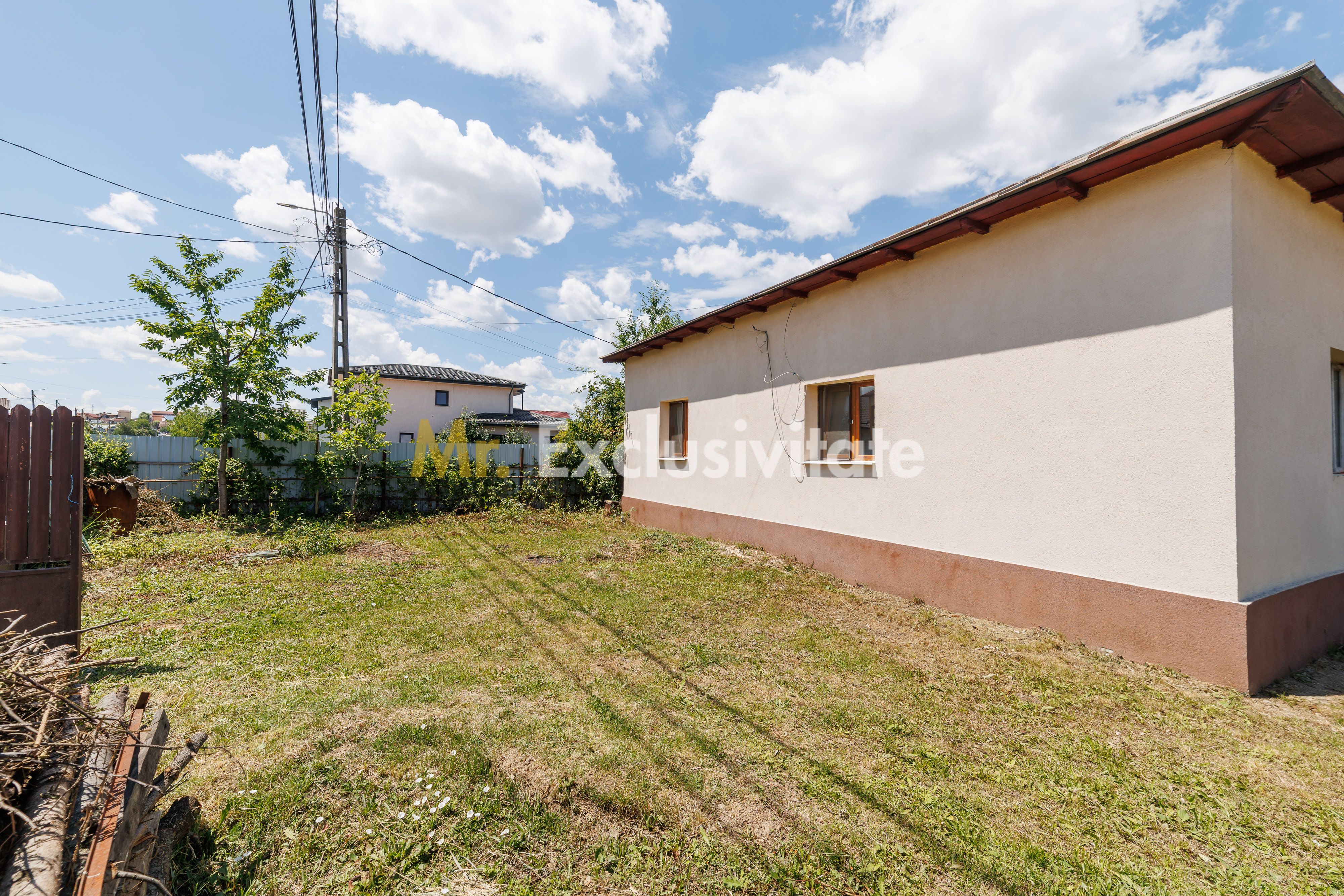 Casa cu teren - Prundu-Ideala pentru locuit sau dezvoltare imobiliara — fotografia 5