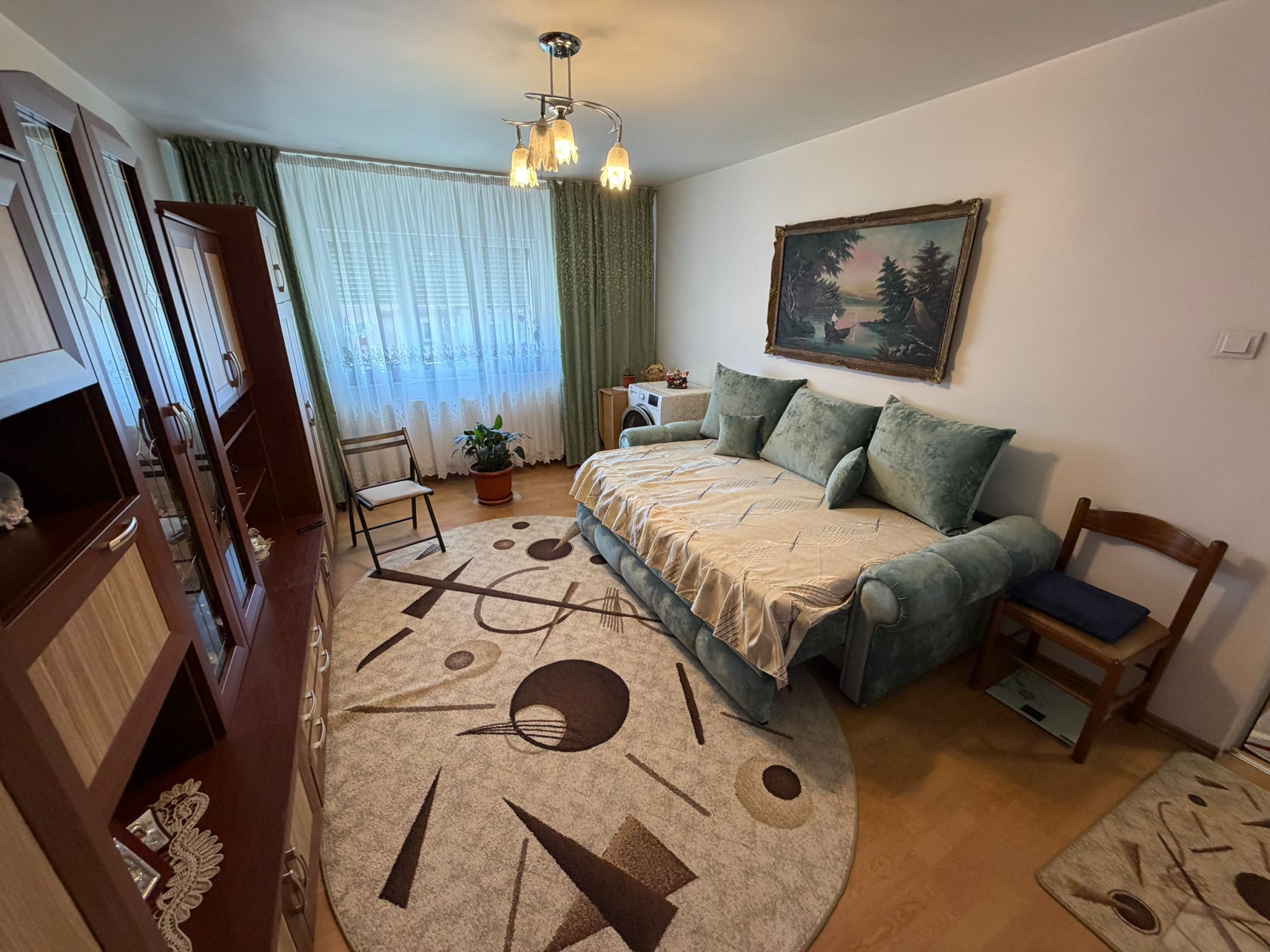Apartament 2 camere, decomandat - zona Cetate — fotografia 3