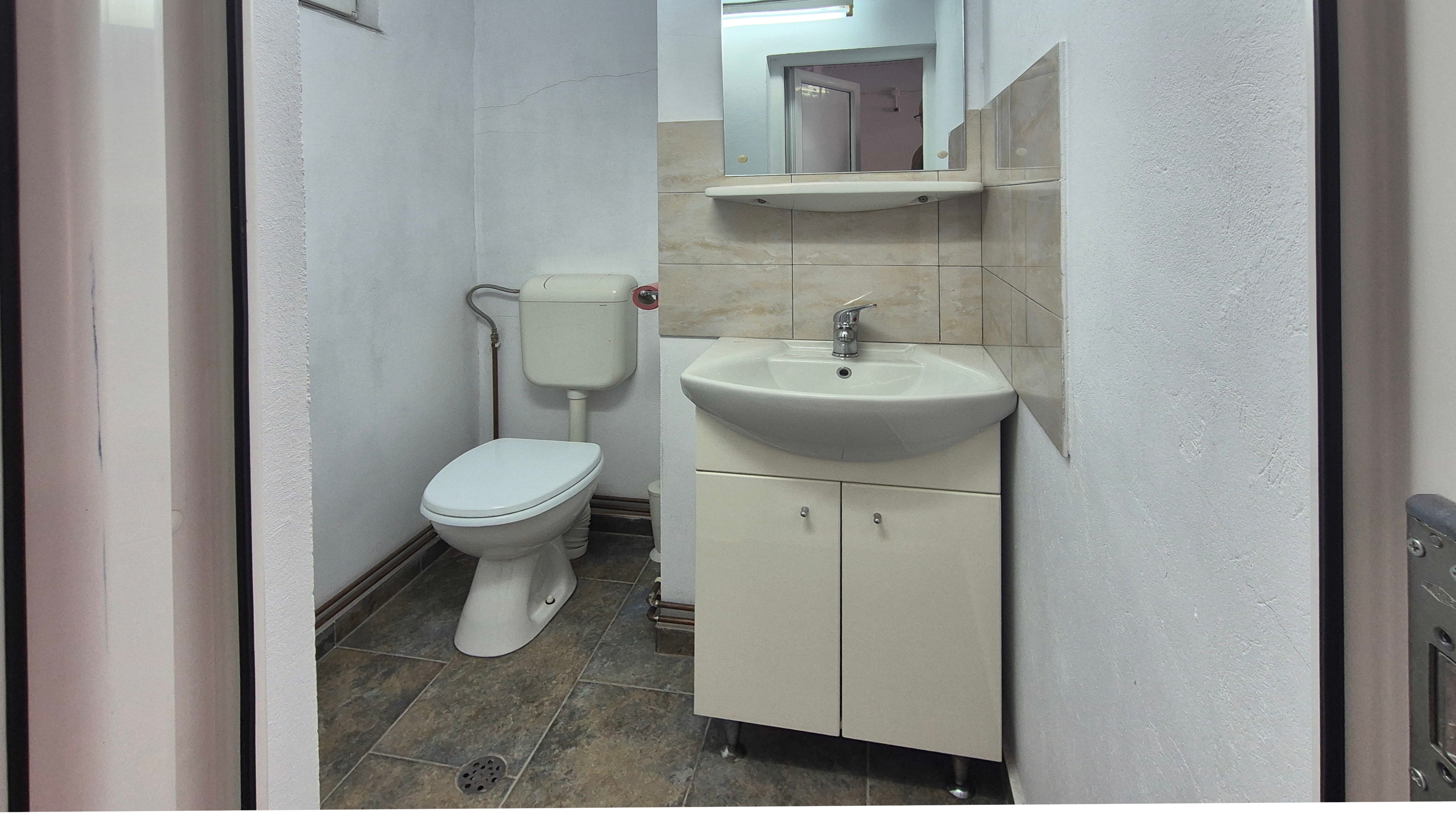 De inchiriat spatiu birouri — fotografia 4