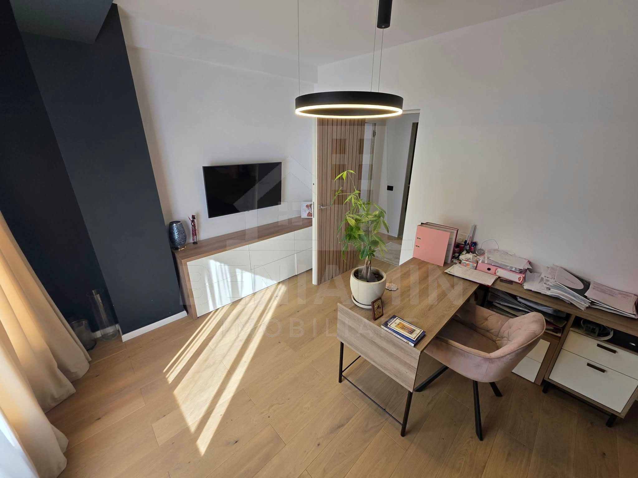 Apartament Superb 3 Camere- Ultracentral- Curte Privată 27mp-Parcare — fotografia 3