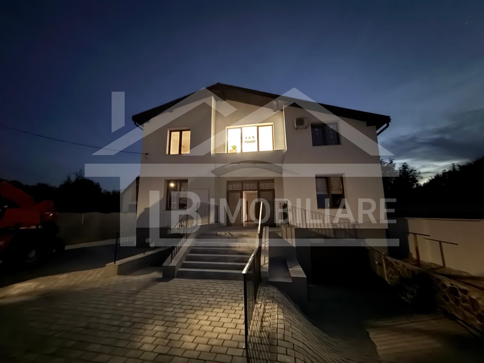 Casa individuala, 10 camere, 753mp, Zona Sancraiu de Mures — fotografia 6