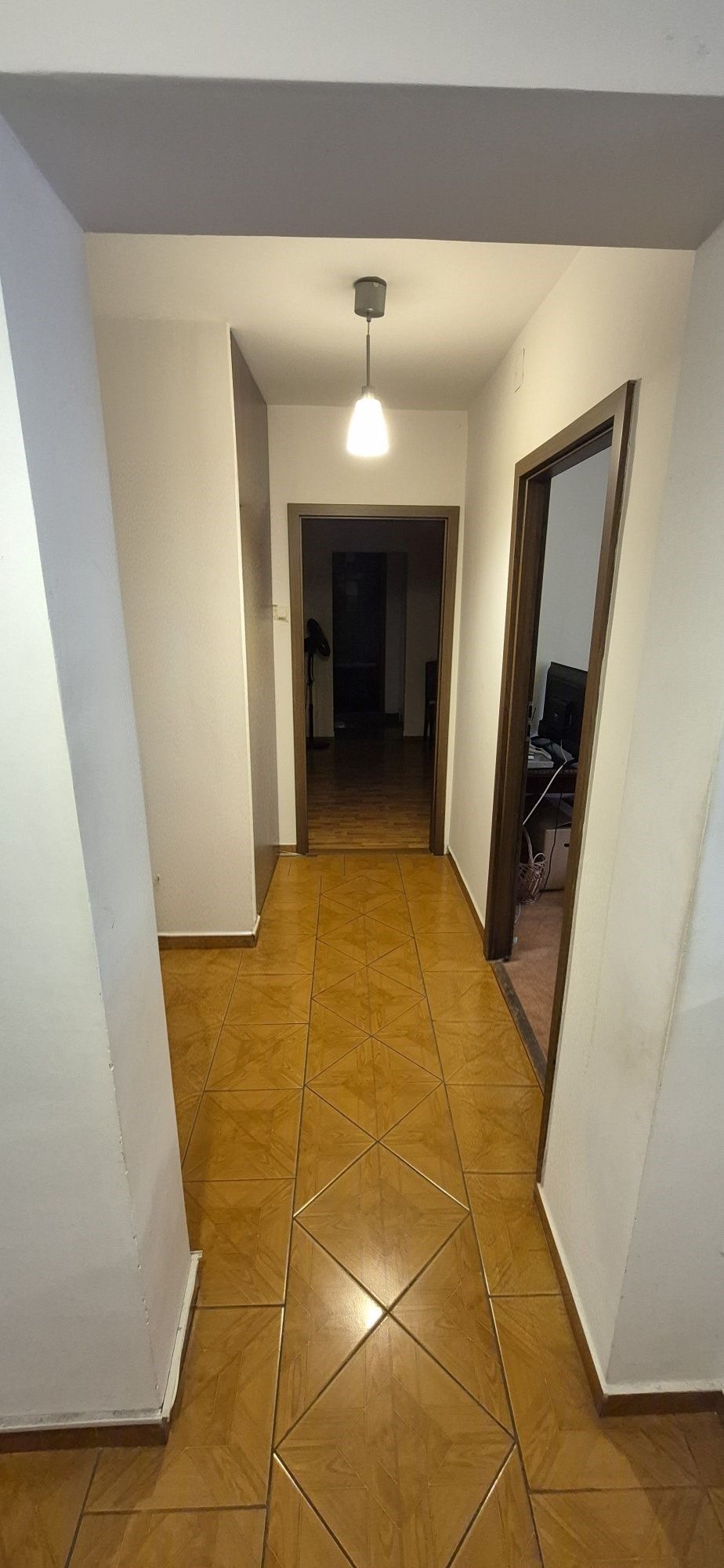 Apartament 3 camere zona 1 Decembrie 1918 - Auchan TItan — fotografia 5