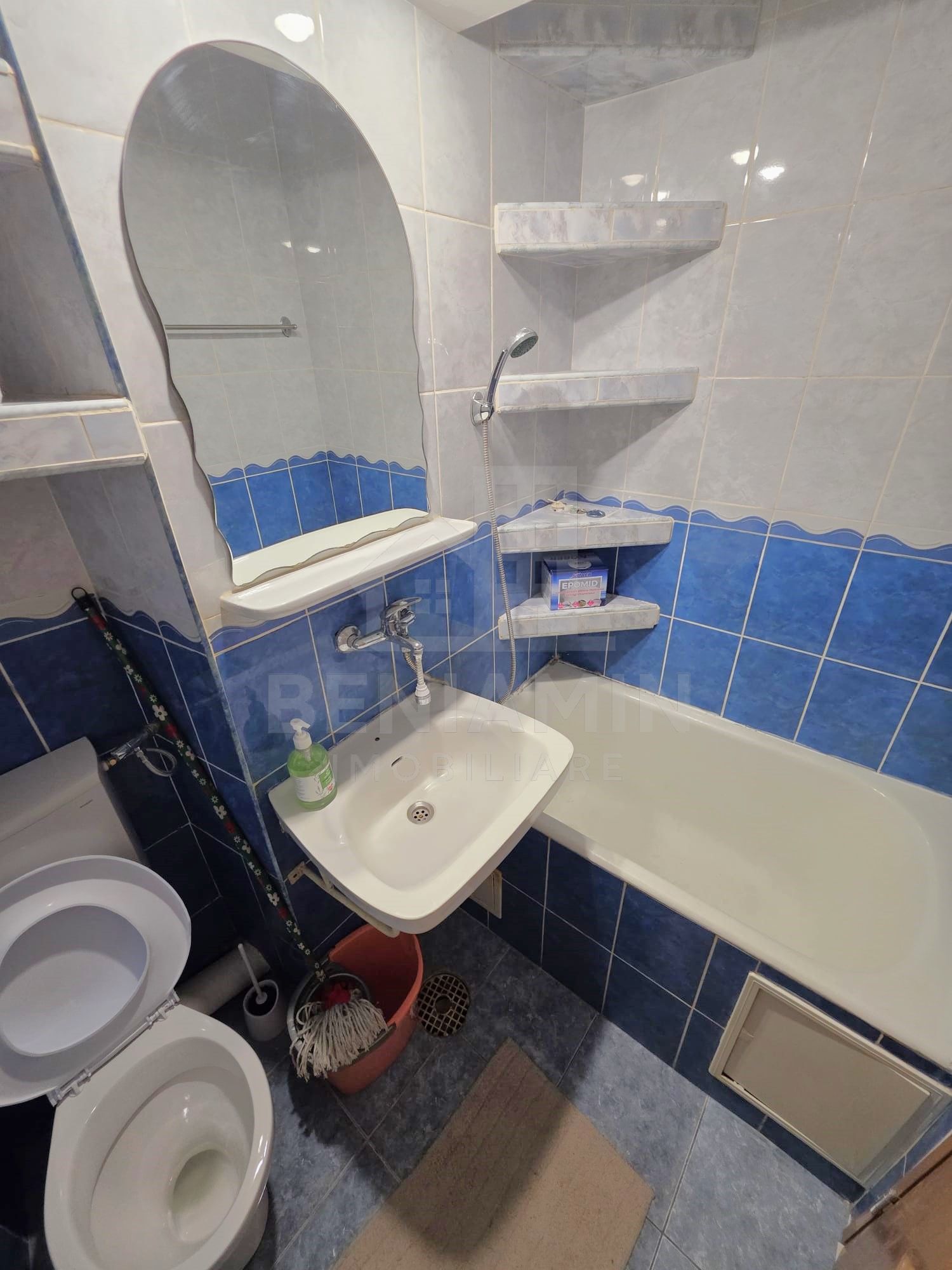 Apartament de inchiriat 2 camere Valea-Rosie etaj 2 renovat — fotografia 4