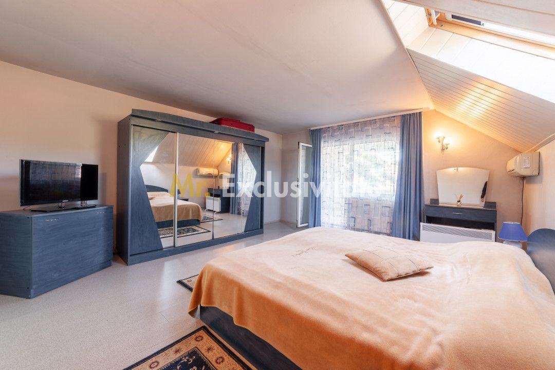 Casa visurilor cu livada roditoare si gradina amenajata — fotografia 10