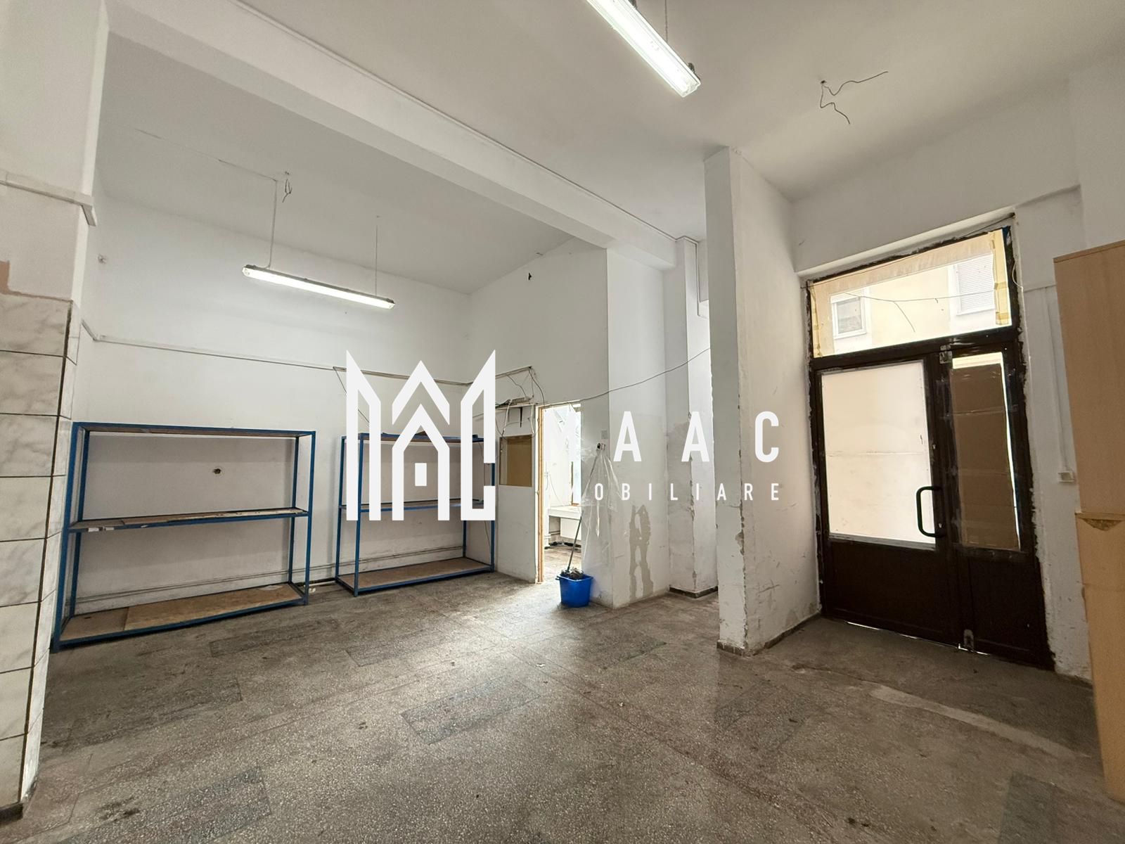 2 Spatii comerciale la strada | 115MP | 3 intrari | Vitrina — fotografia 3