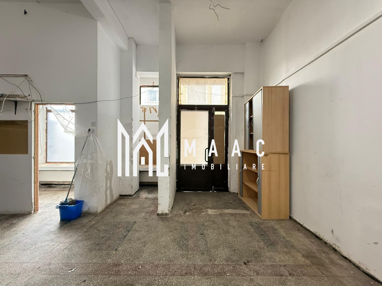 2 Spatii comerciale la strada | 115MP | 3 intrari | Vitrina — fotografia 4