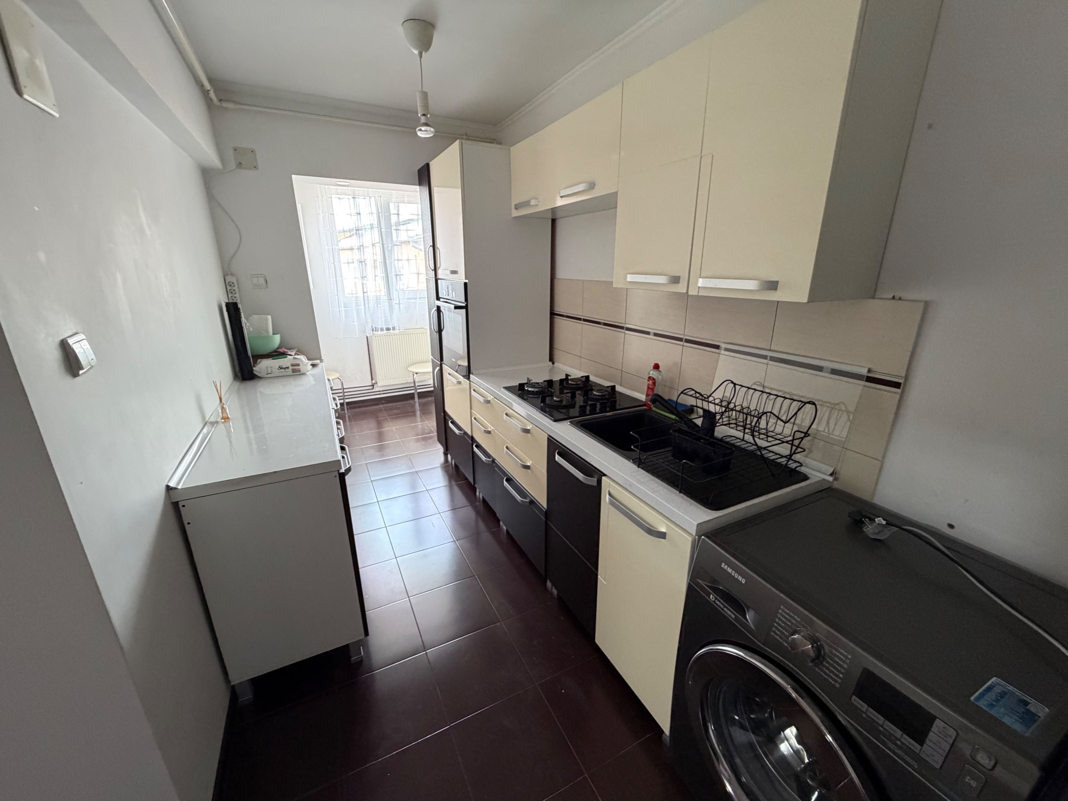 Apartament 1 camera, decomandat - Cugir — fotografia 3