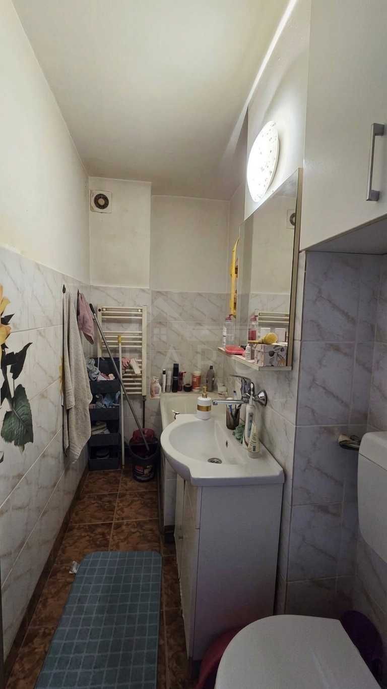 Apartament cu o cameră, modificat în stil open-space, situat în cartierul Tudor Vladimirescu, — fotografia 3
