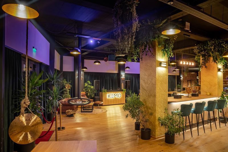 Spatiu birou MODERN de inchiriat sistem coworking utilitati incluse — fotografia 5