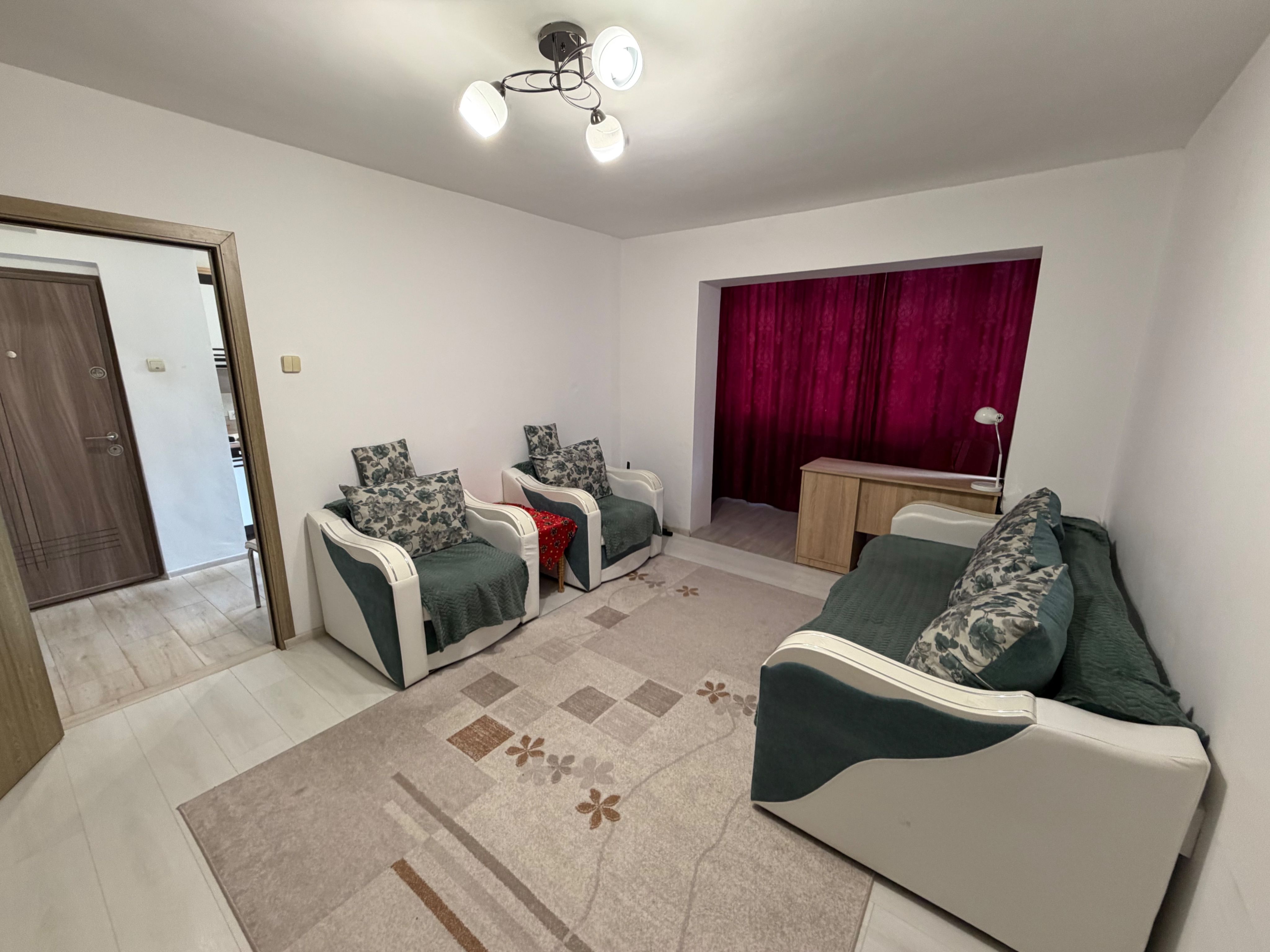 Apartament 2 camere, etaj 2 - zona Cetate