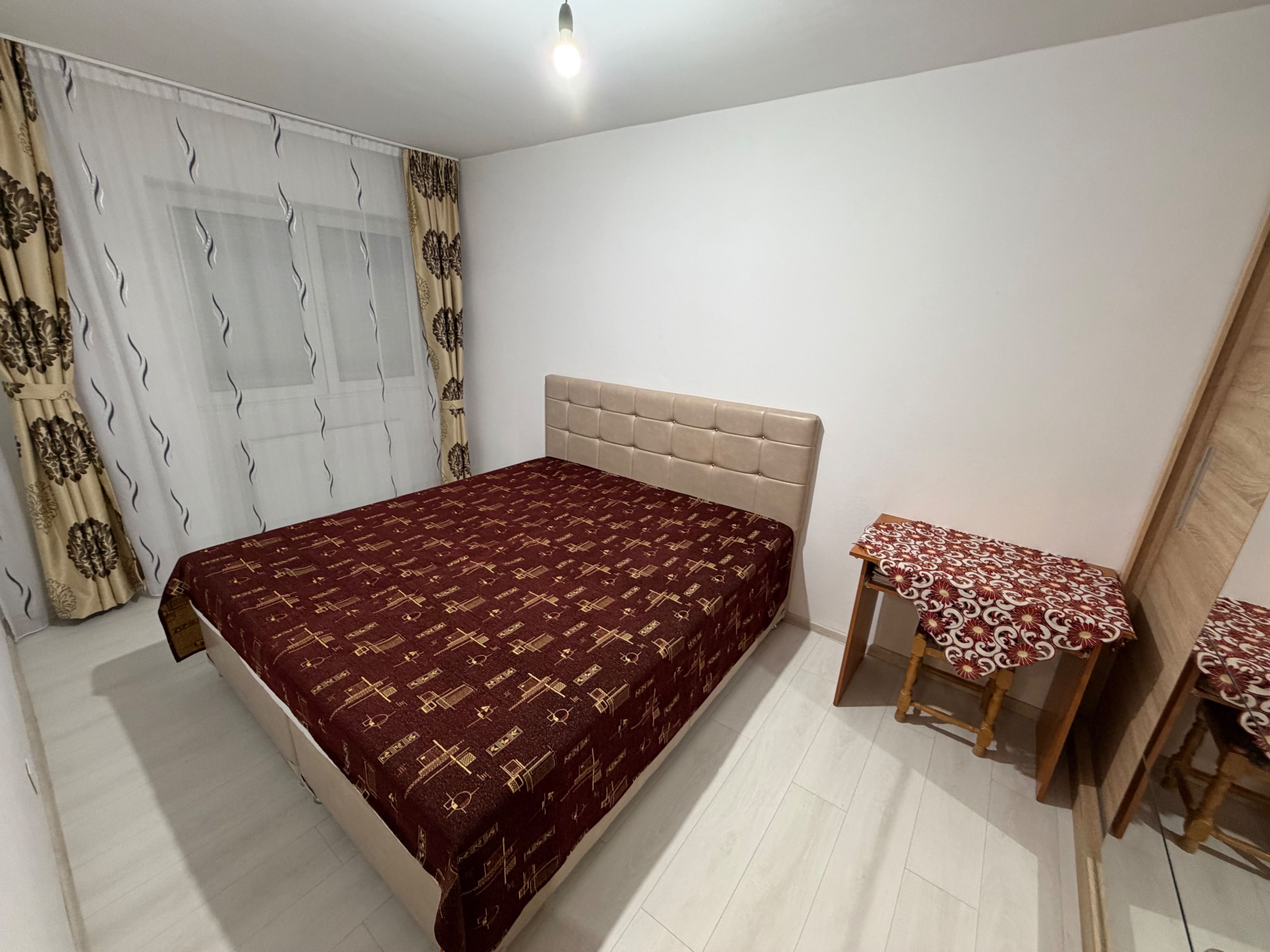 Apartament 2 camere, etaj 2 - zona Cetate — fotografia 3
