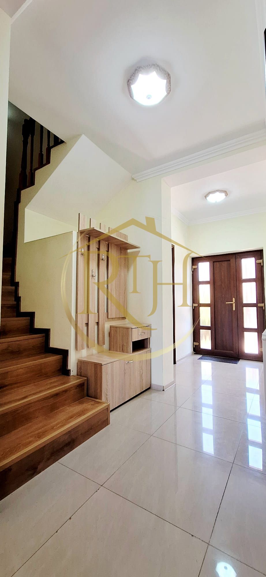 Oferim spre inchiriere, Casa-Duplex cu 4 camere in Dumbravita aproape de Lidl — fotografia 10