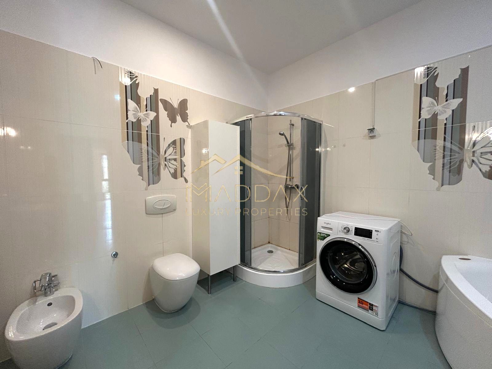 3 camere // 140mp // parcare si boxa // parc Herastrau // cartier Francez — fotografia 13