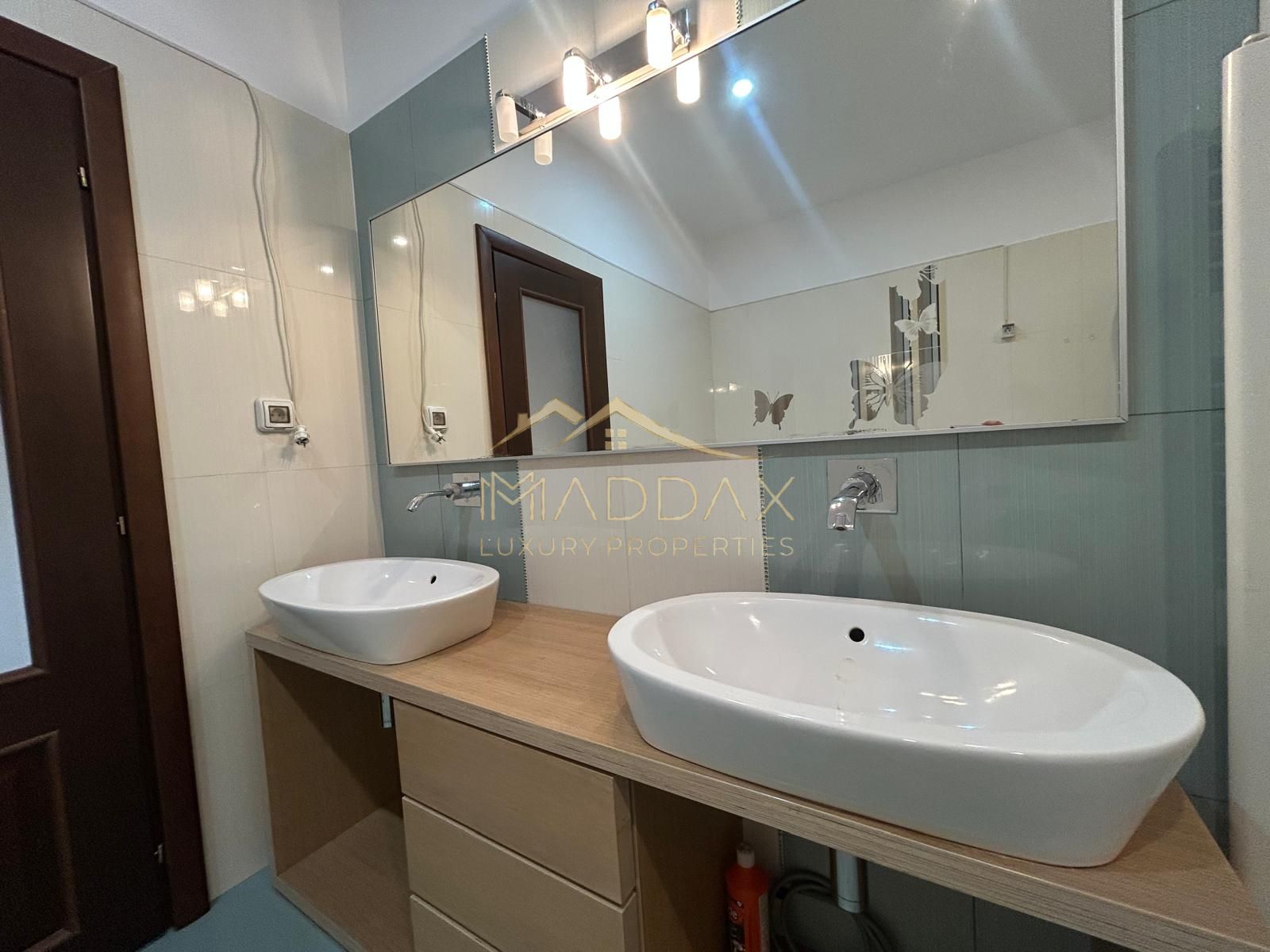 3 camere // 140mp // parcare si boxa // parc Herastrau // cartier Francez — fotografia 15