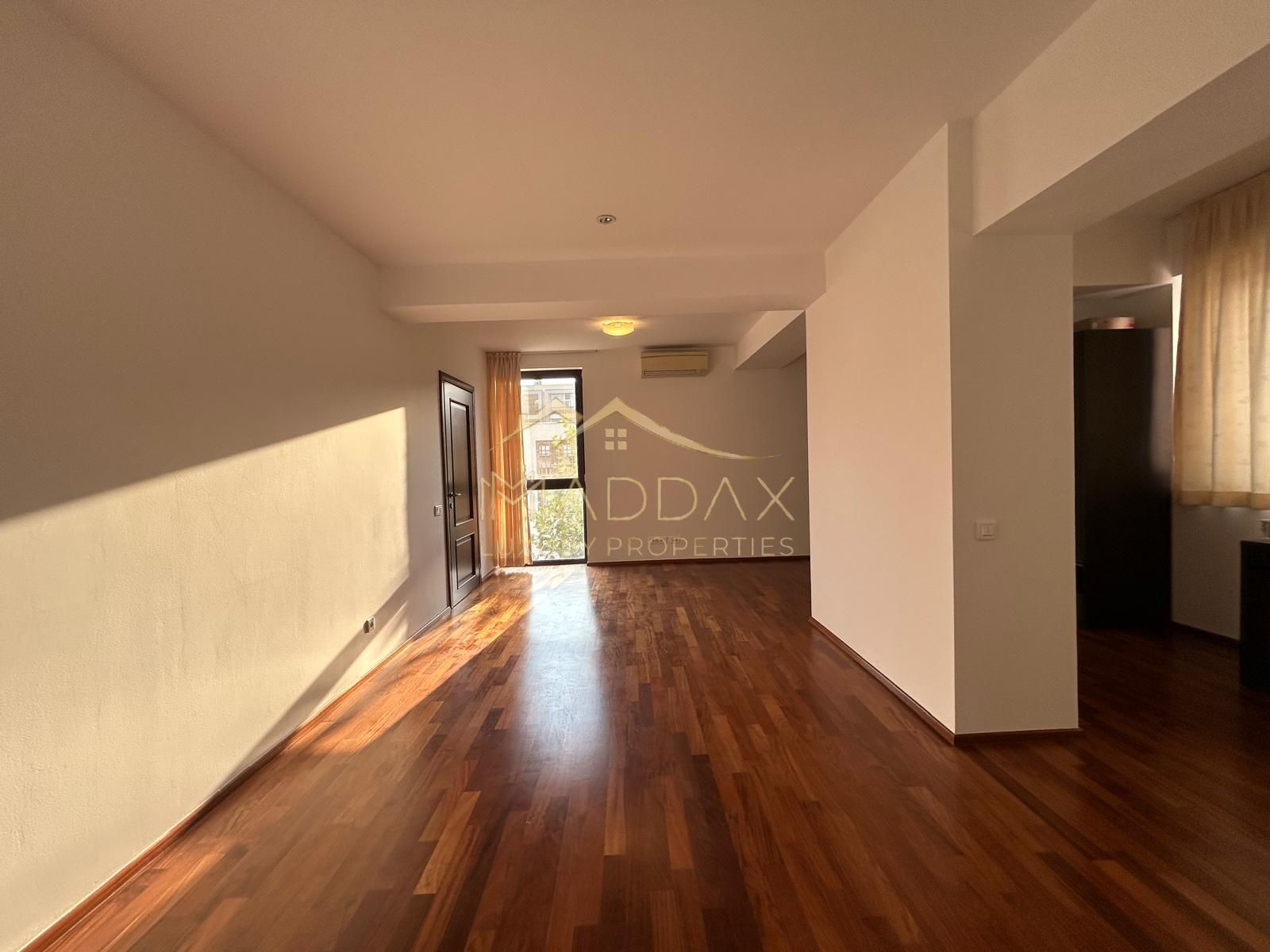 3 camere // 140mp // parcare si boxa // parc Herastrau // cartier Francez — fotografia 17