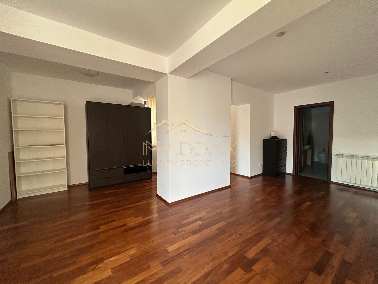 3 camere // 140mp // parcare si boxa // parc Herastrau // cartier Francez — fotografia 18