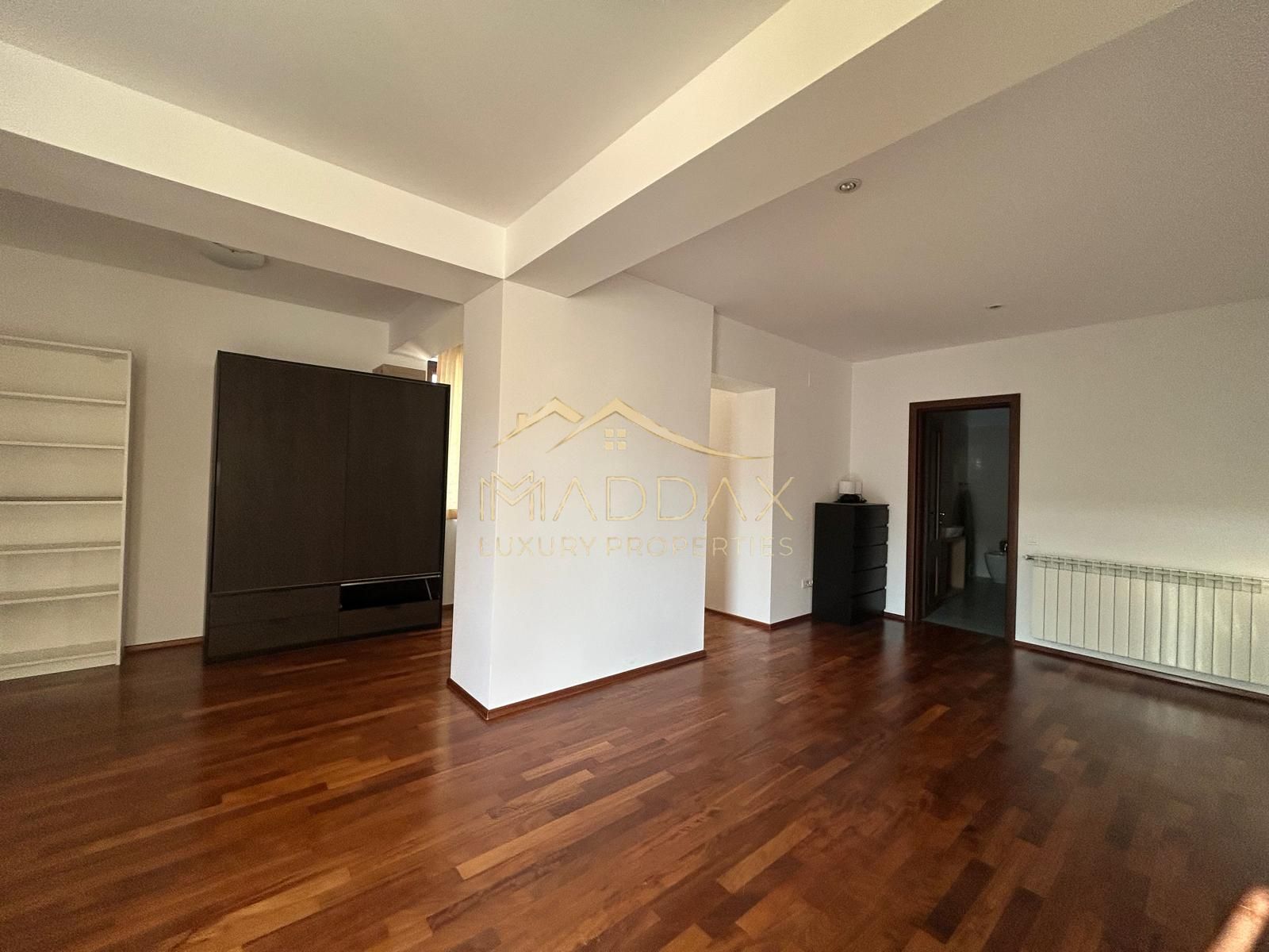 3 camere // 140mp // parcare si boxa // parc Herastrau // cartier Francez — fotografia 19
