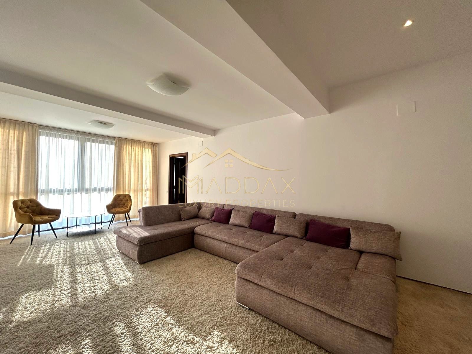 3 camere // 140mp // parcare si boxa // parc Herastrau // cartier Francez — fotografia 8