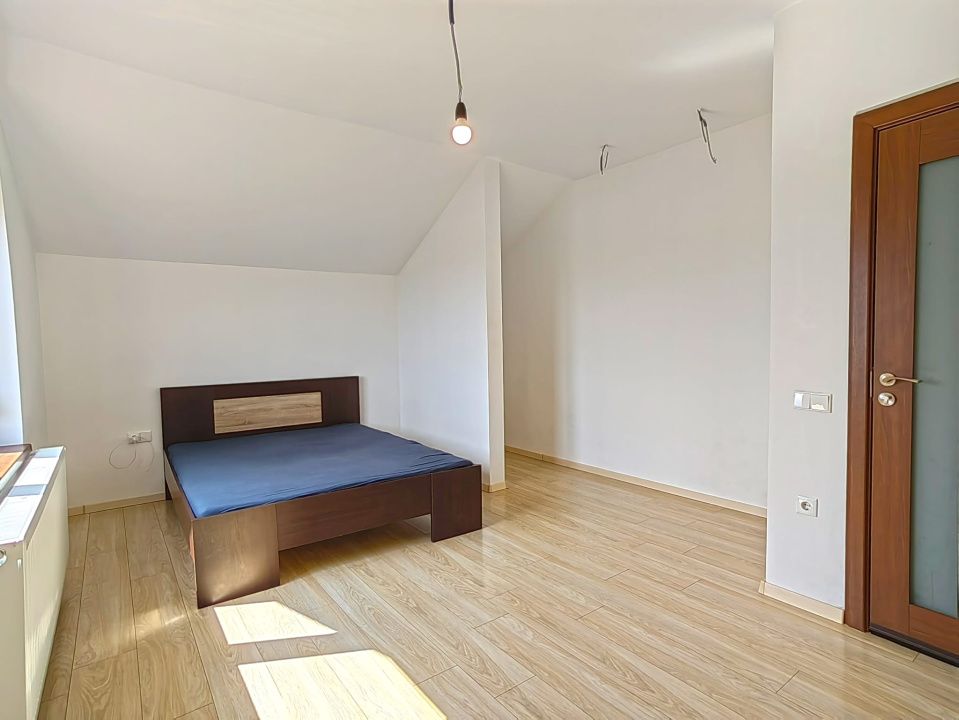 Casa individuala 5 camere de vanzare utilata Bavaria - teren 372mp — fotografia 3