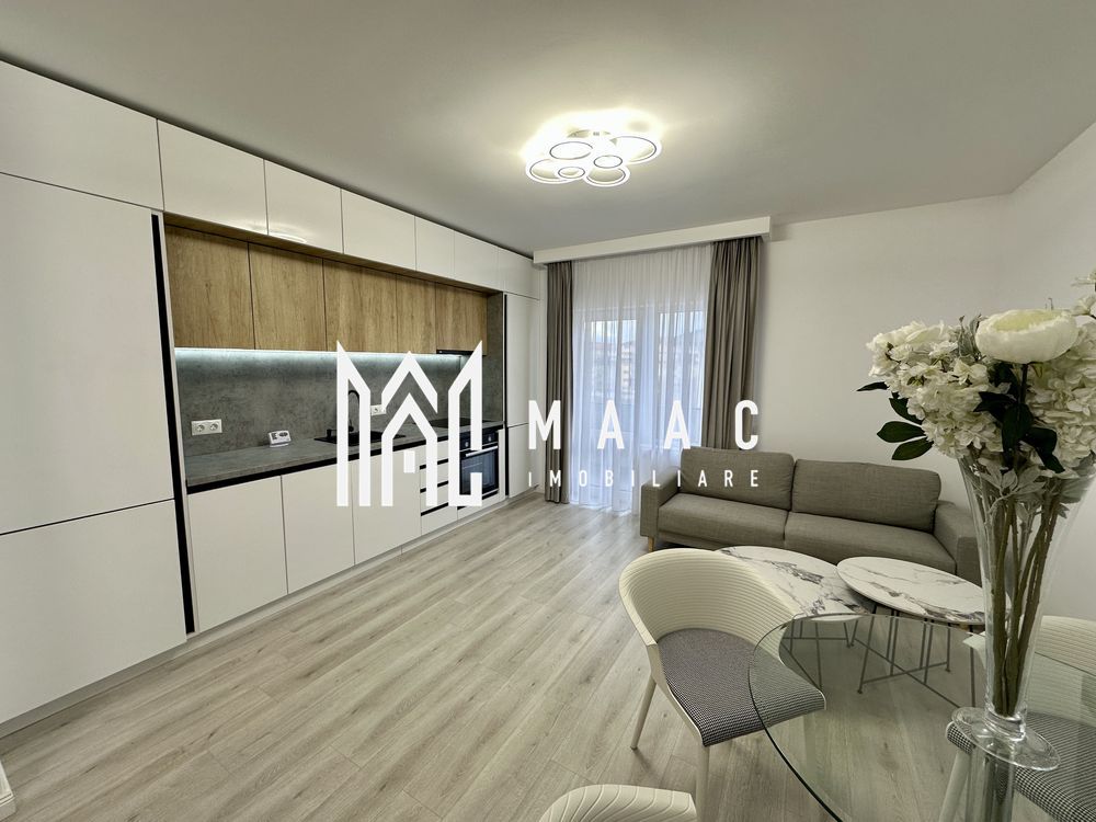 Apartament 3 camere | Etaj 3 | Parcare | Balcon |  Doamna Stanca