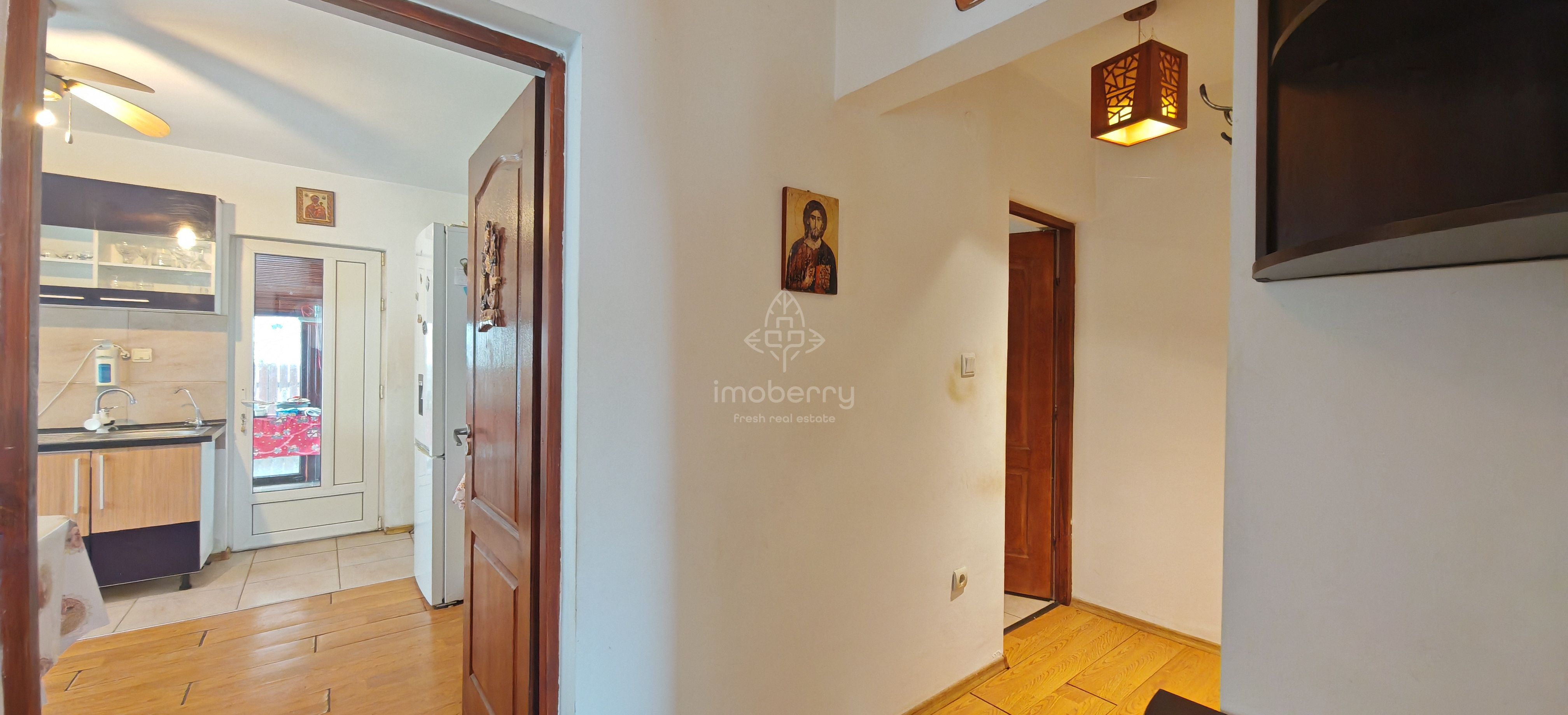Casa de vanzare Adunatii Copaceni - cel mai bun pret — fotografia 16