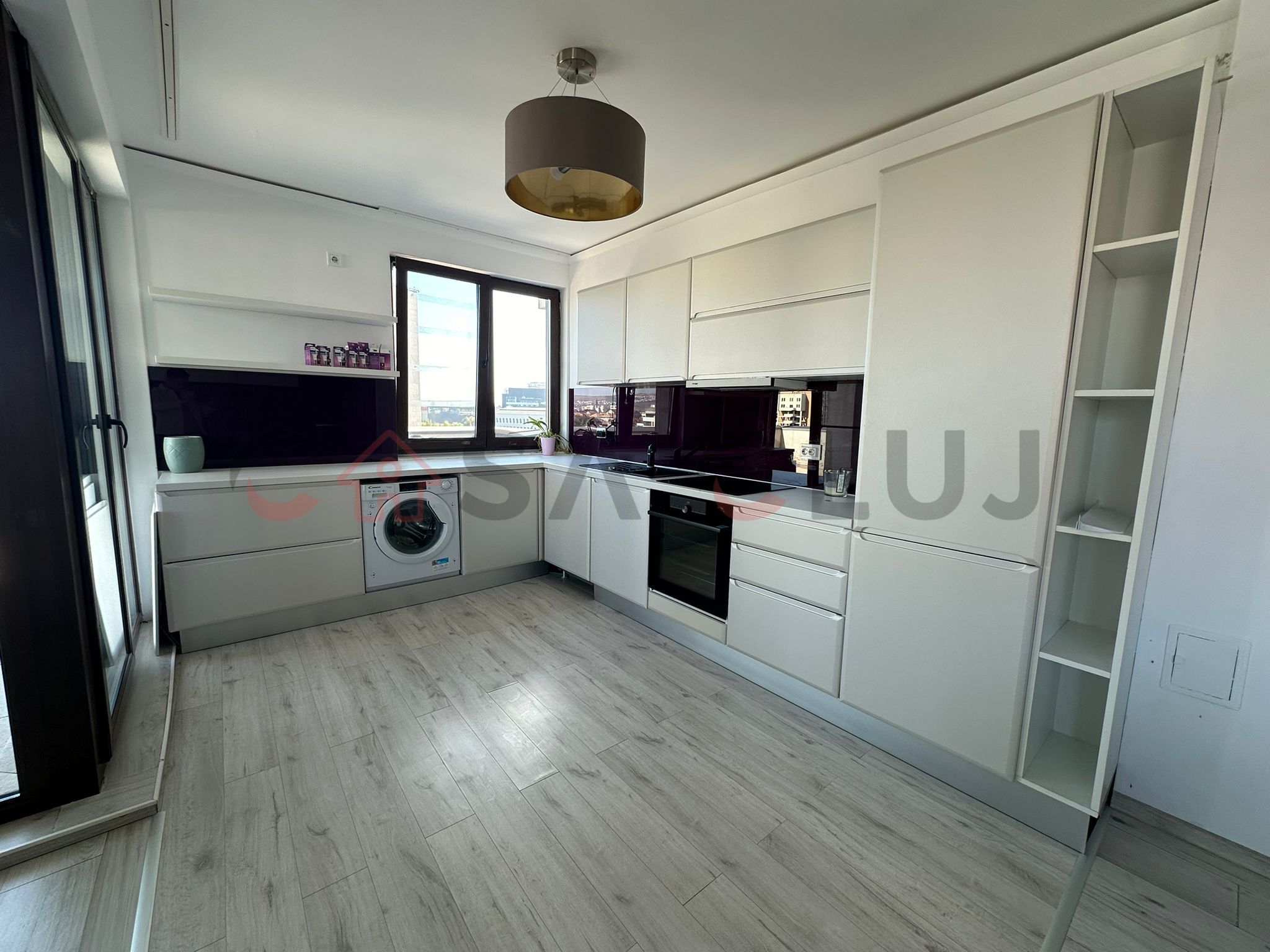 Apartament de lux, 4 camere cu terasă generoasă, Gheorgheni — fotografia 3