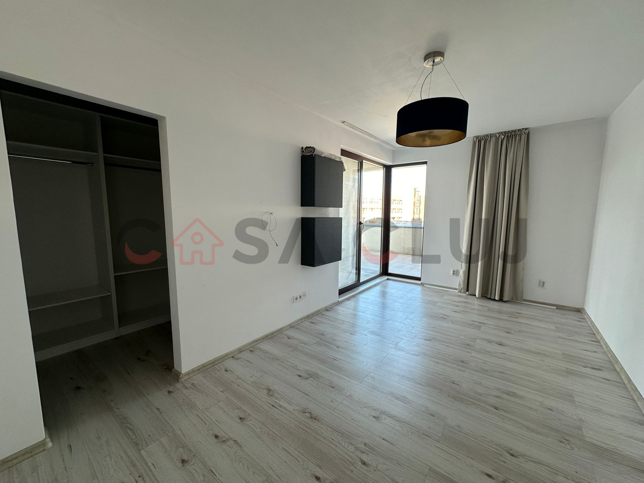 Apartament de lux, 4 camere cu terasă generoasă, Gheorgheni — fotografia 8