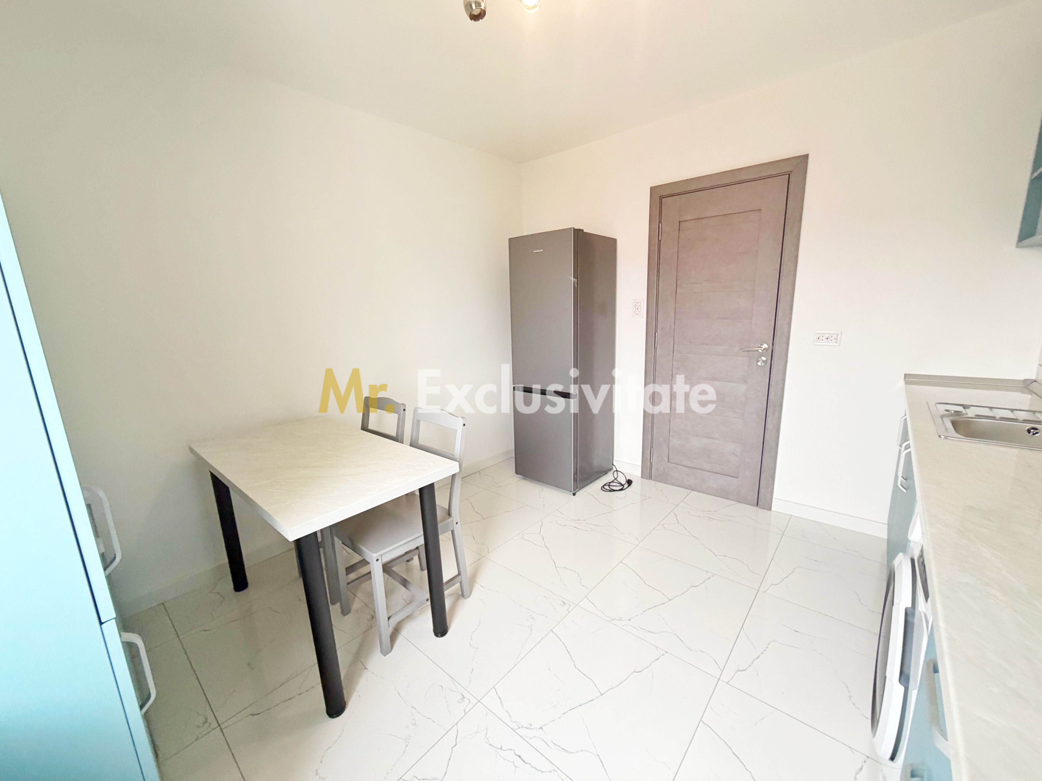 Inchiriere apartament 3 camere decomandat - cartier Trivale — fotografia 6
