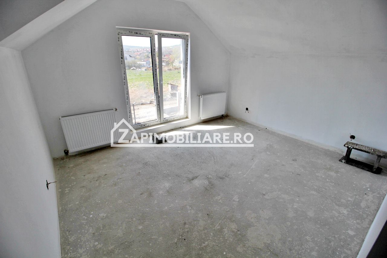 Casa 4 camere  120 mp,480 mp teren 0% comision — fotografia 12