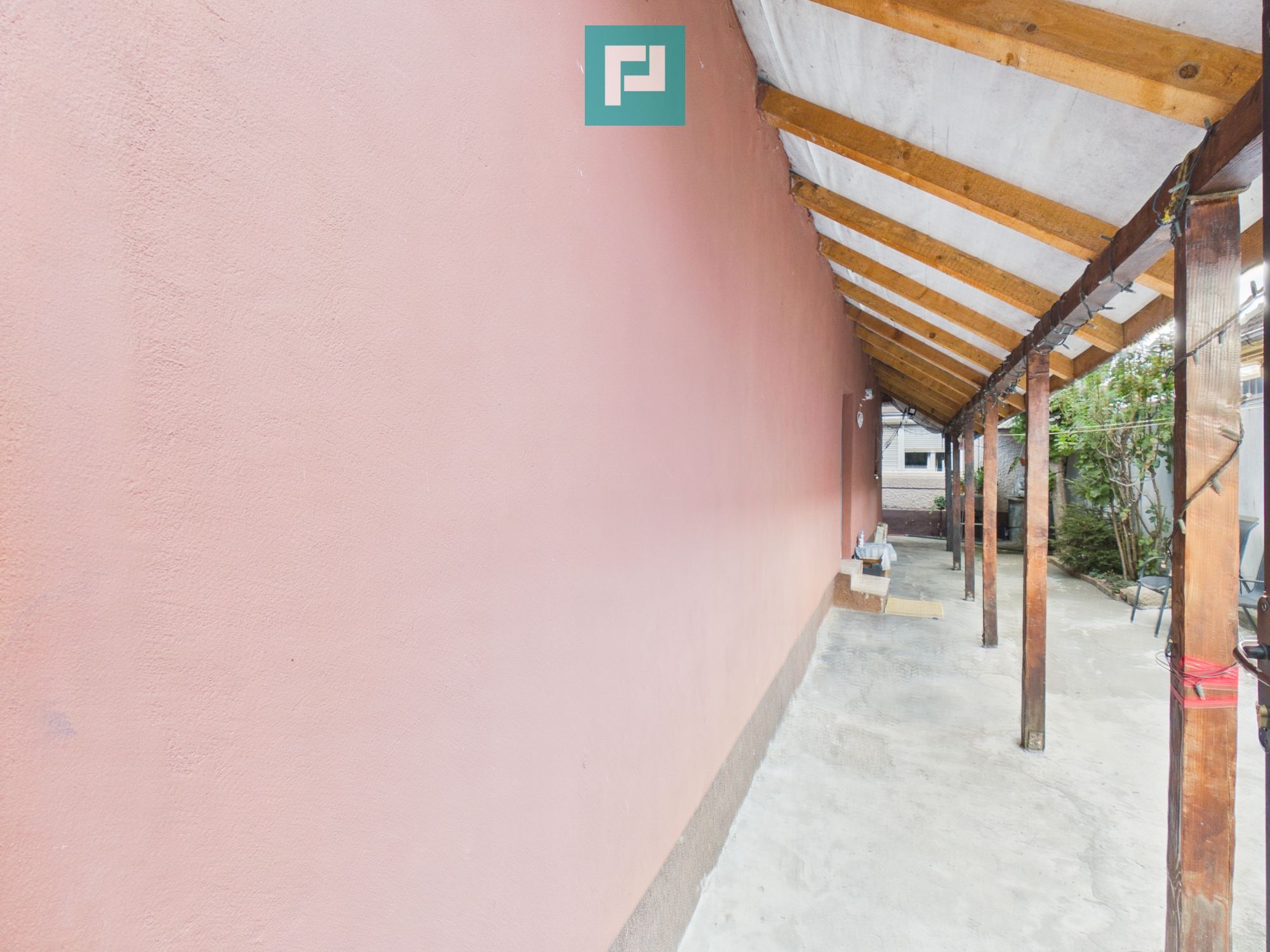 Casă cu 2 corpuri, teren 398 mp, Oradea — fotografia 5