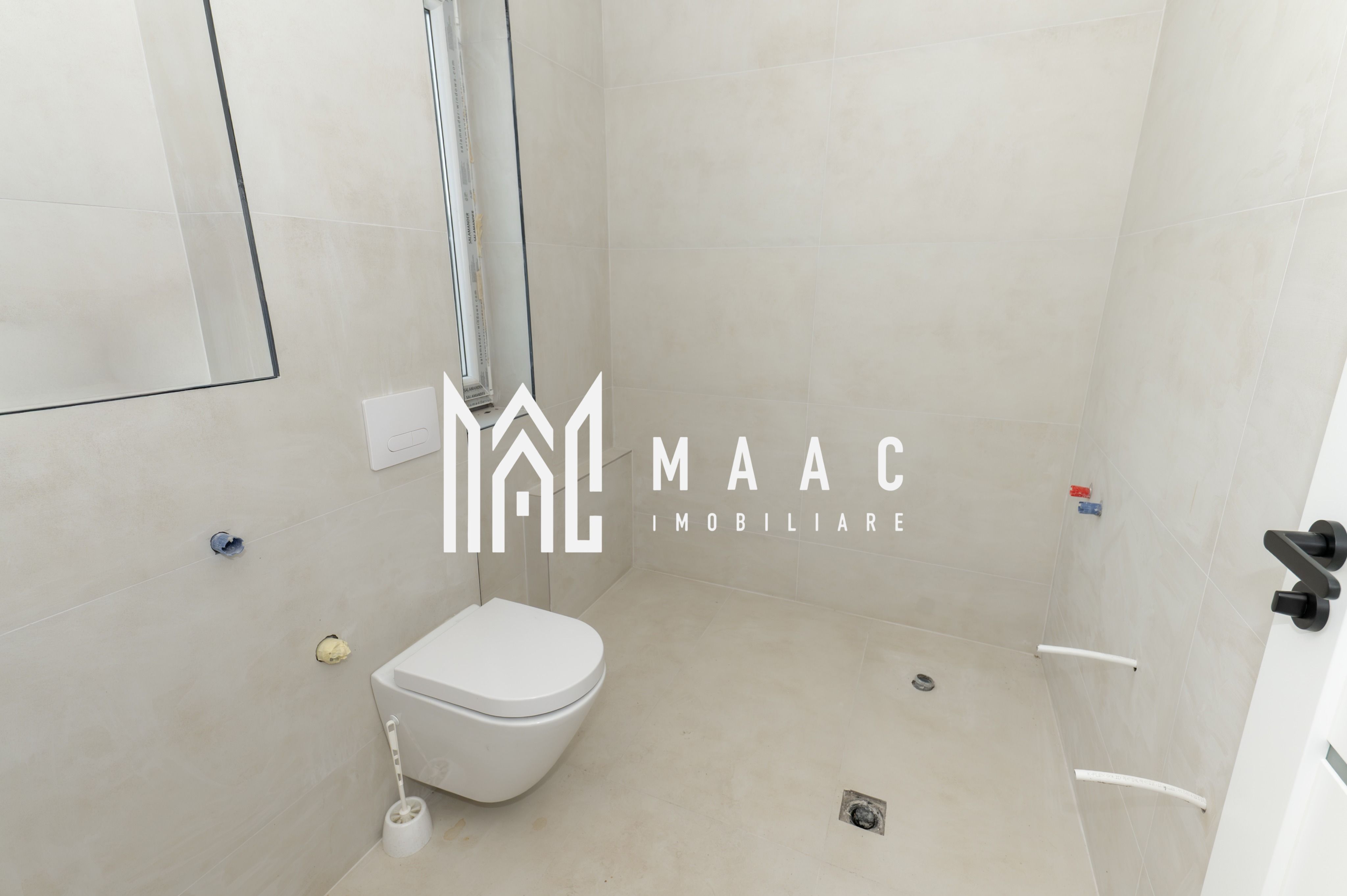 Apartament 3 camere de vânzare | Râmnicu Vâlcea, Central — fotografia 5