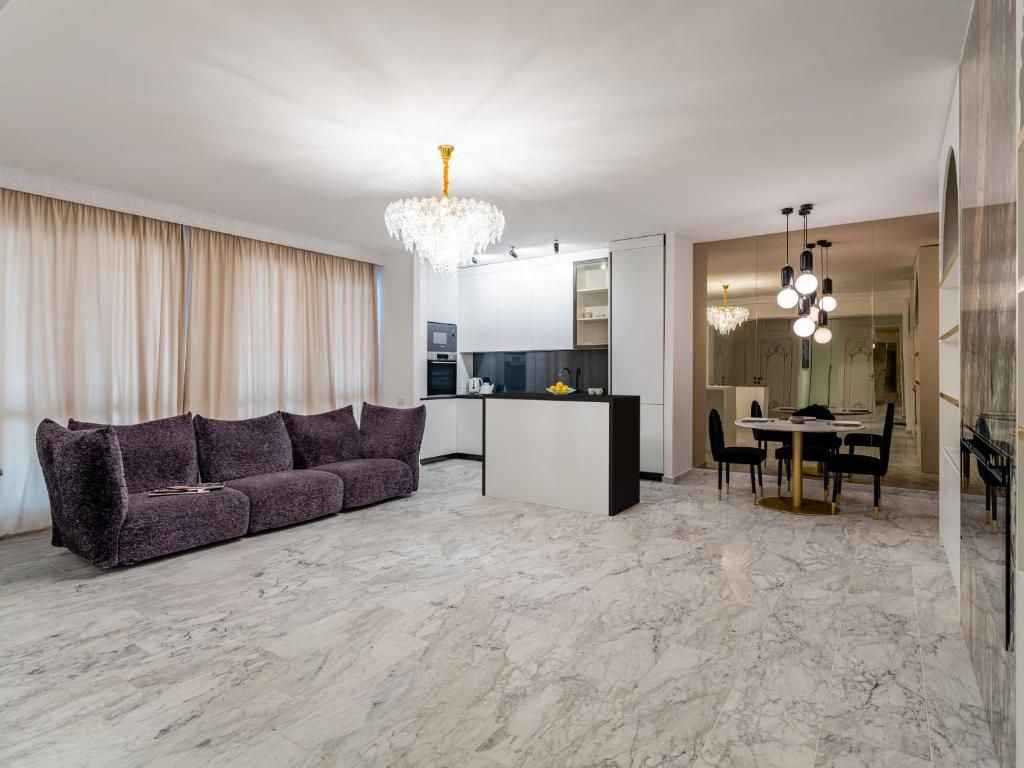 De vanzare | 3 camere | Herastrau-Nordului | Parcare + Boxa