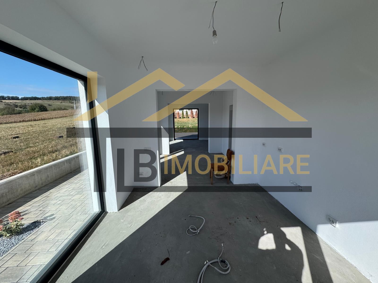 Casa individuala 4 camere, 181 mp utili, teren 822mp, zona Unirii — fotografia 8