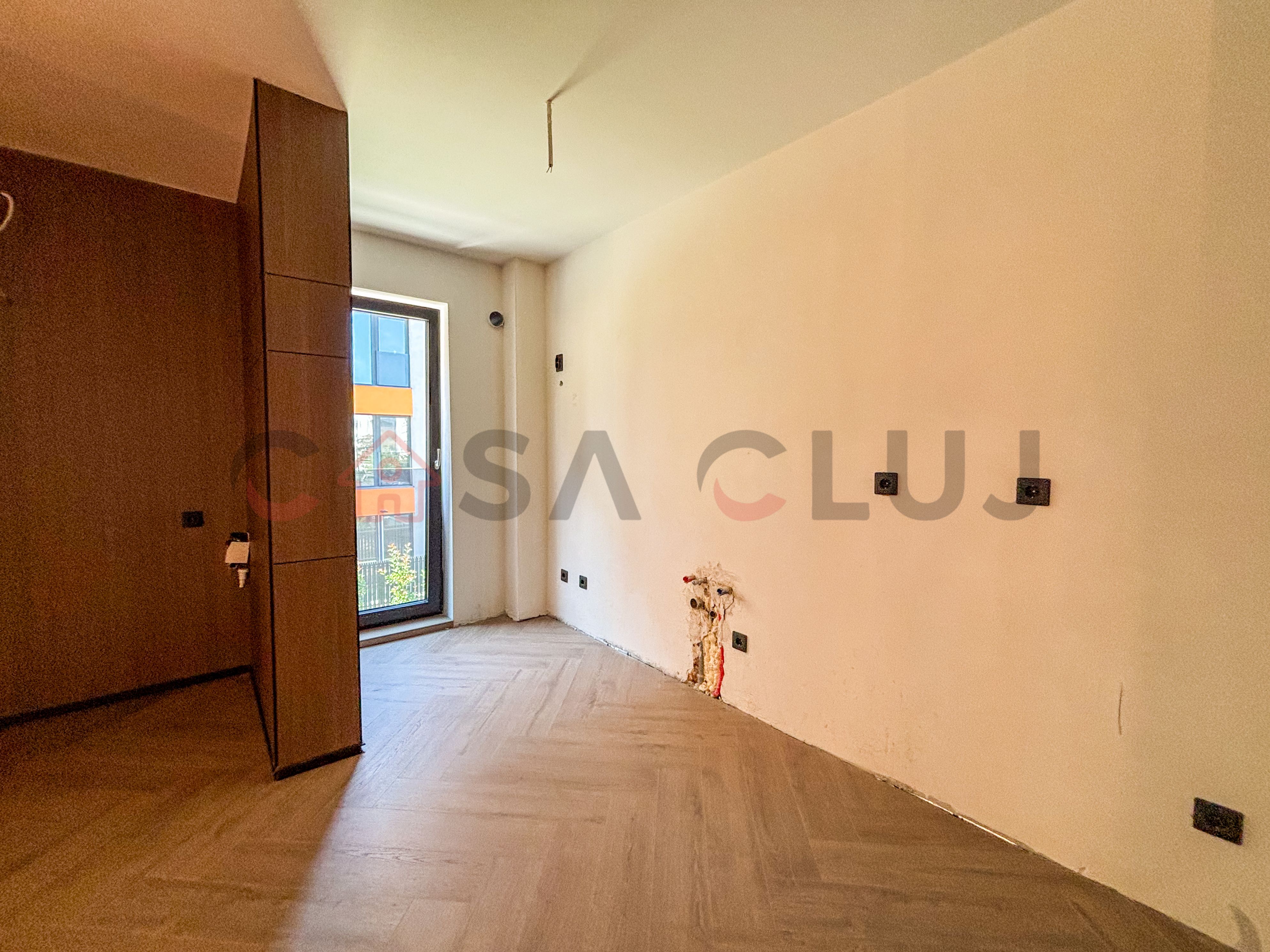 Ultrafinisat - Etaj 1 - Bloc 2025 - Intre Lacuri — fotografia 4