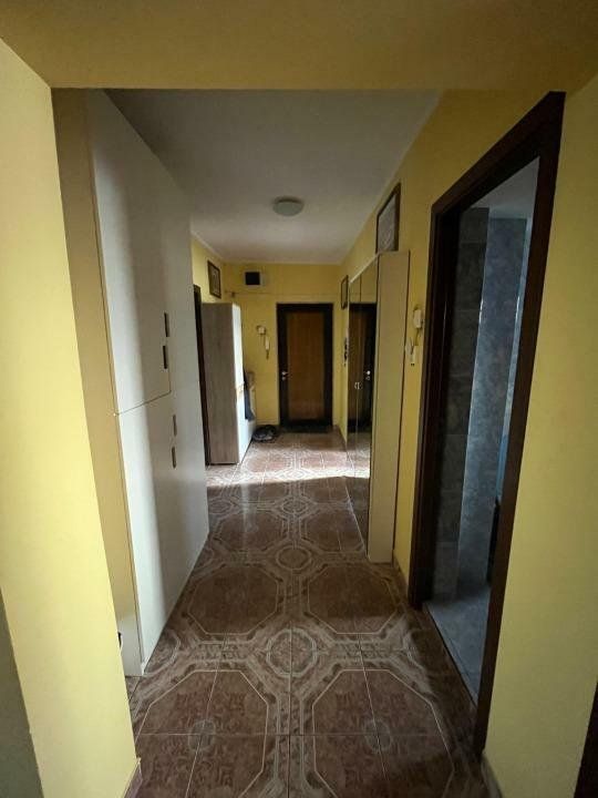 PARTICULAR, 3 CAMERE PIATA UNIRII — fotografia 3