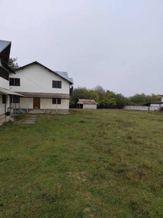 VIla Teisani si 11250 mp teren — fotografia 5