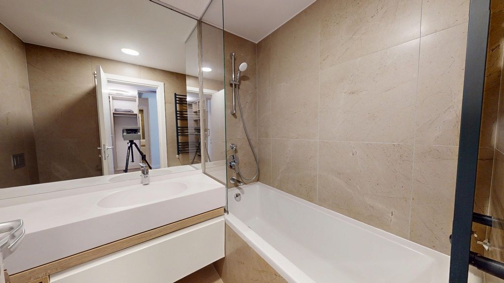 Renting Bucharest | 2 bedroom apartment | Herastrau | Underground parking — fotografia 9