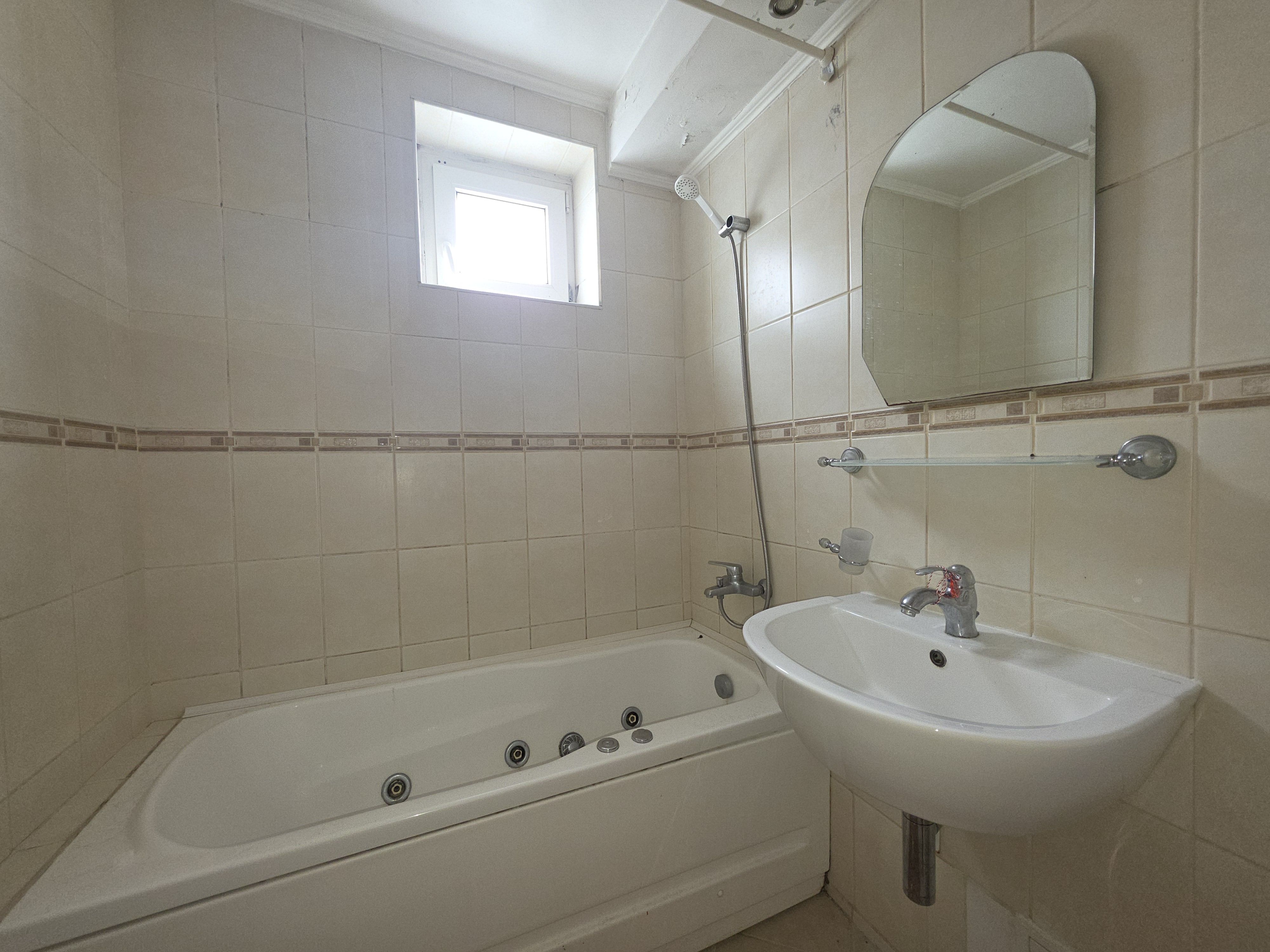Ultracentral! Apartament  cu 3 camere  in centrul vechi — fotografia 17