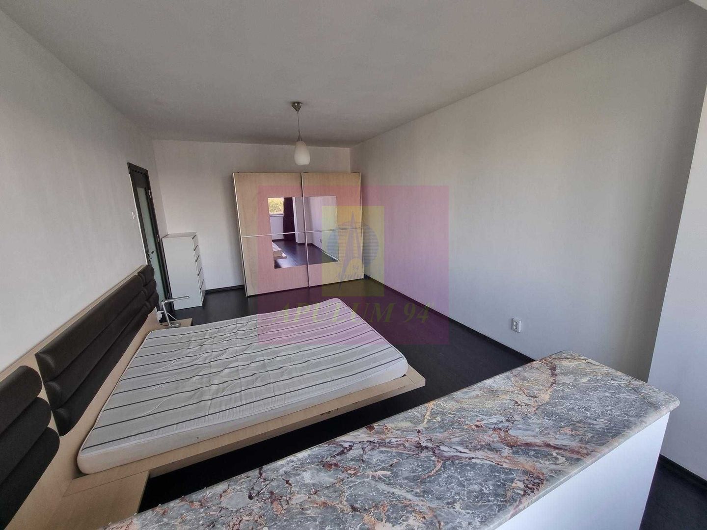 Apartament 2 camere de închiriat | Piața Unirii | Loc de parcare | — fotografia 3