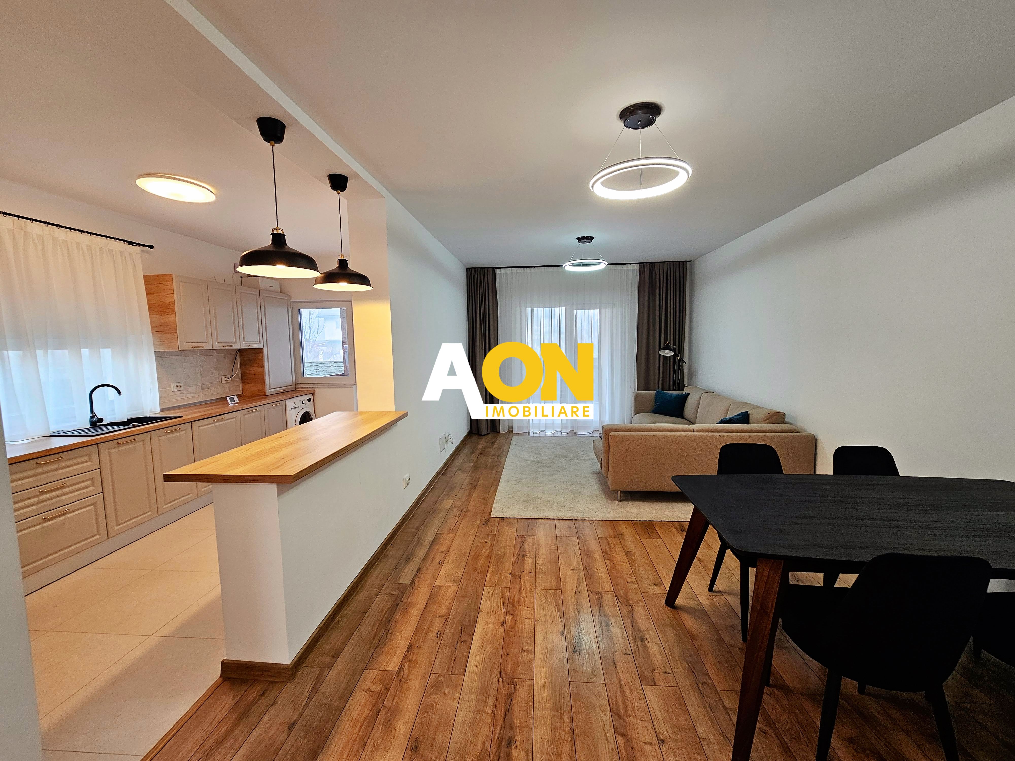 1/2 Duplex nou, cu finisaje la cheie, 4 camere, 200 mp teren, Cetate