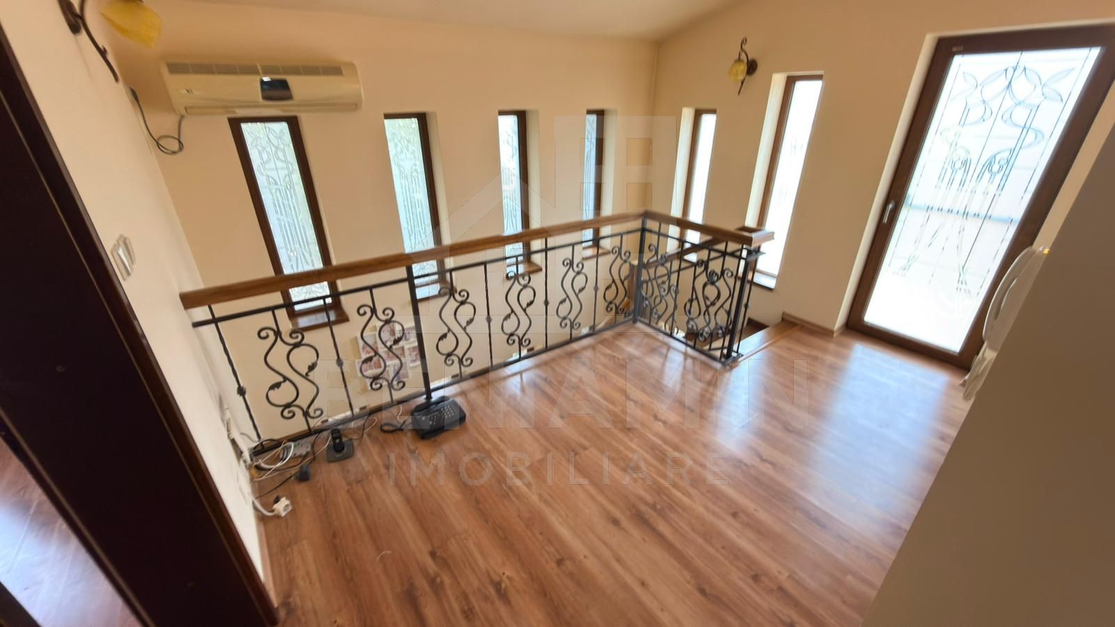 Vila eleganta in zona Ford– Confort si intimitate pe alee privata — fotografia 10
