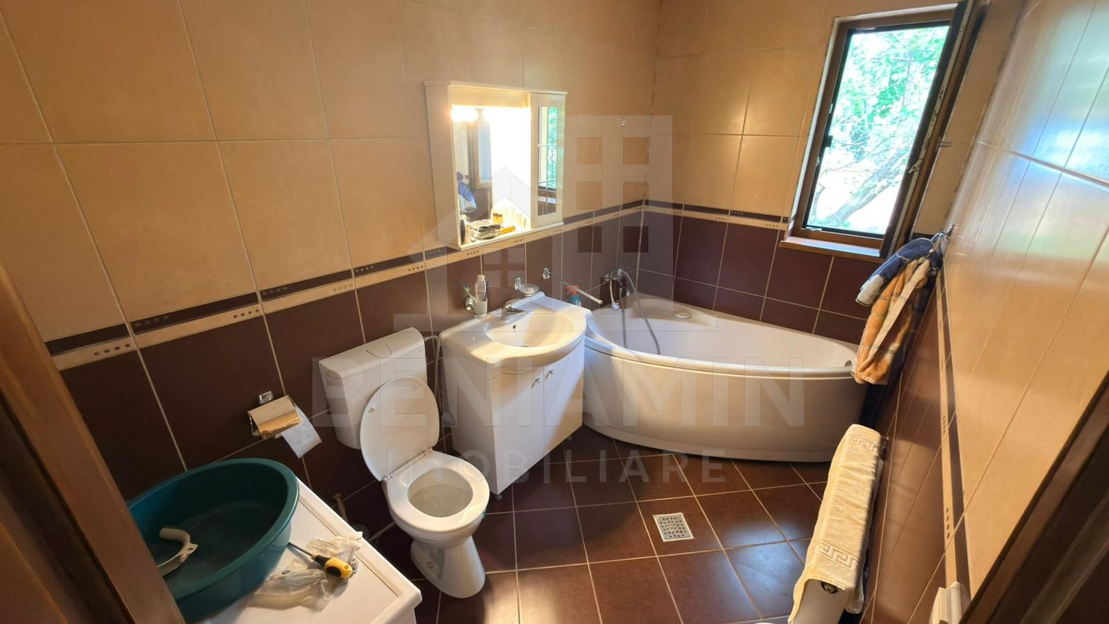 Vila eleganta in zona Ford– Confort si intimitate pe alee privata — fotografia 13