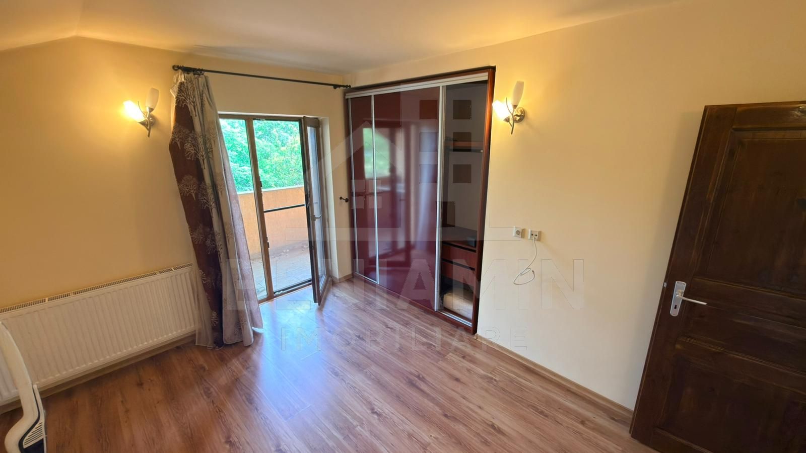 Vila eleganta in zona Ford– Confort si intimitate pe alee privata — fotografia 15