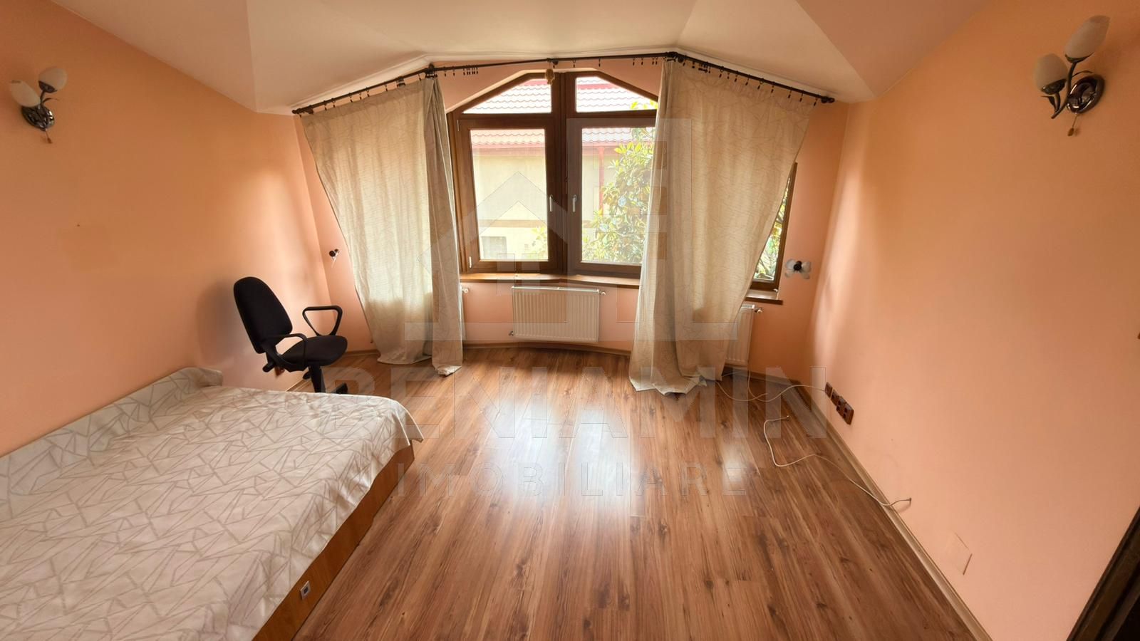 Vila eleganta in zona Ford– Confort si intimitate pe alee privata — fotografia 8